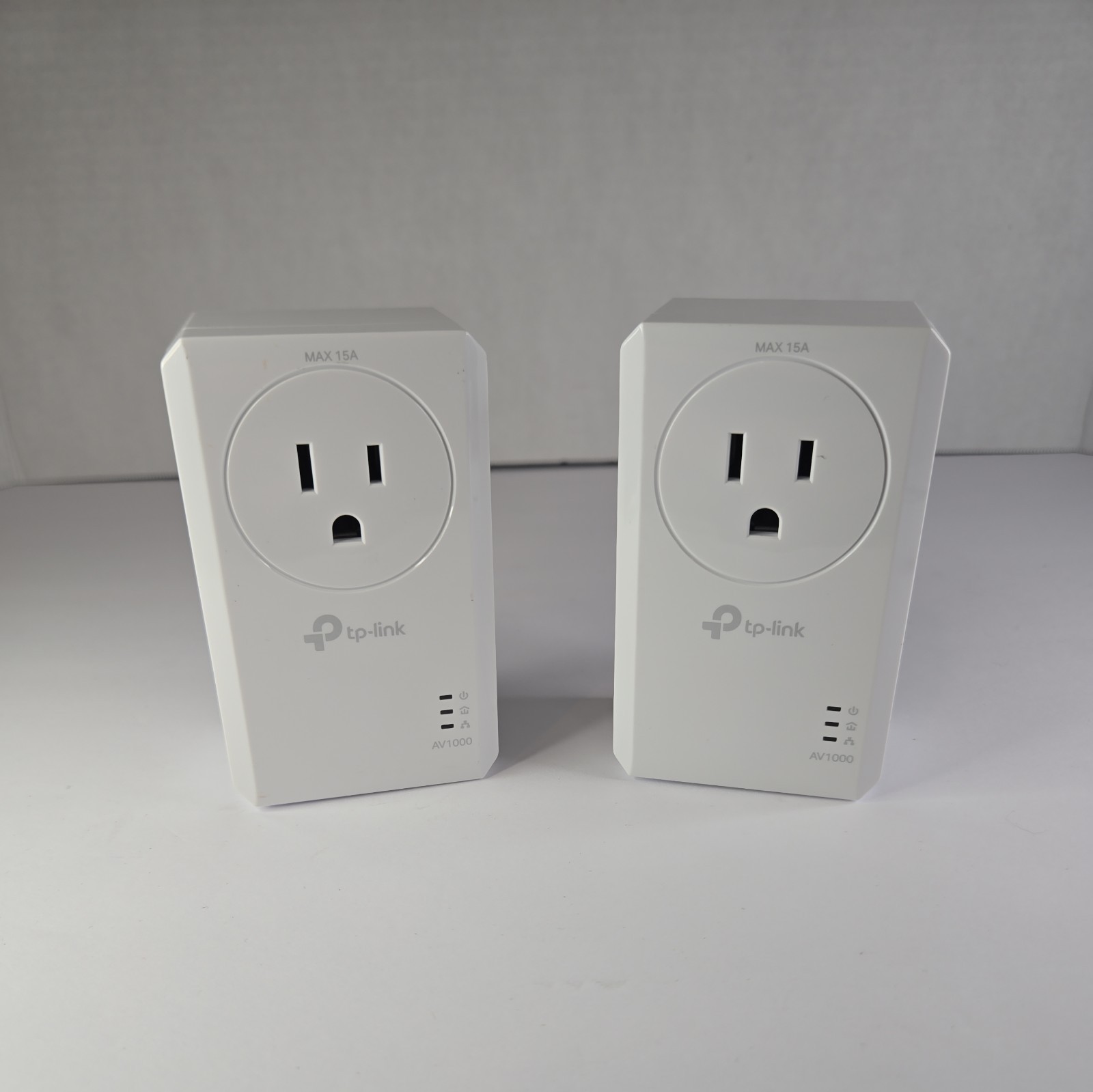 TP-Link TL-PA7017P KIT AV1000 Gigabit Powerline Starter Kit
