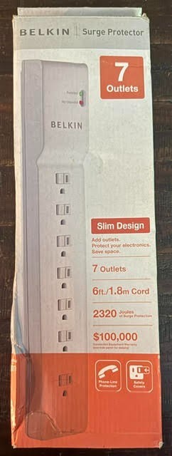 NEW Belkin 7-Outlet Surge Protector Power Strip BE107200-06