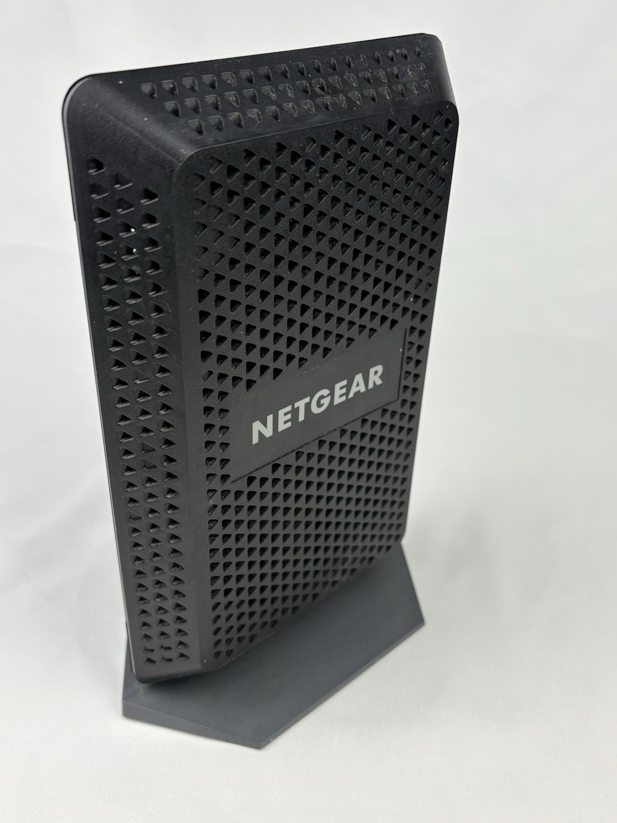 NETGEAR CM600 24x8 DOCSIS 3.0 Cable Modem as is (No Power Cable/Ethernet Cable)