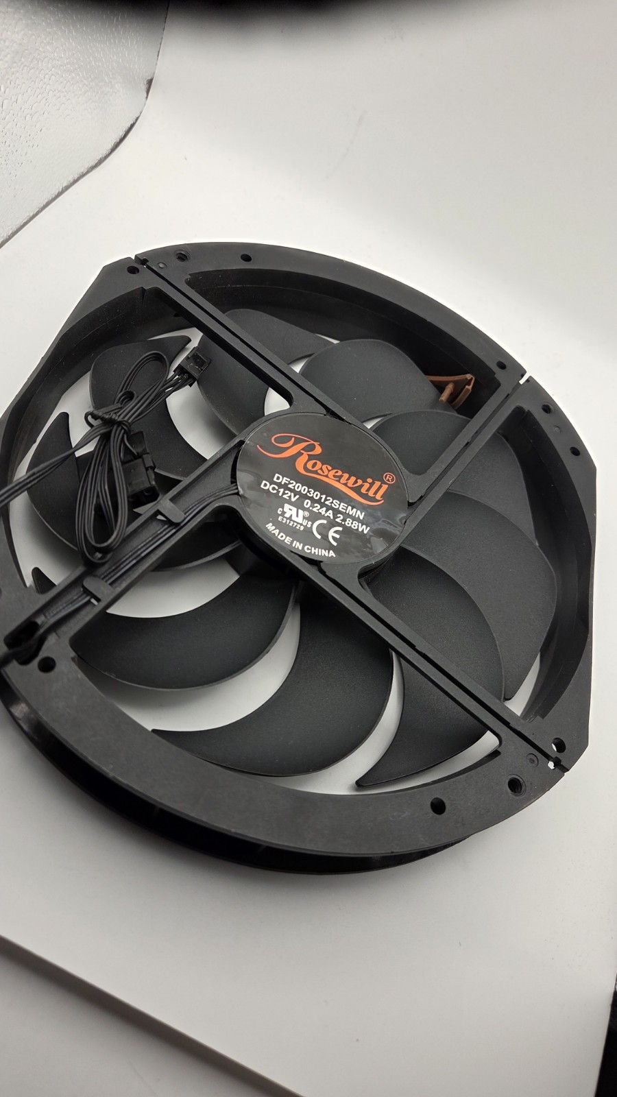 Rosewill DF2003012SEMN 12V 0.24a 2.88W 200mm 3 Pin Case Fan Tested Working
