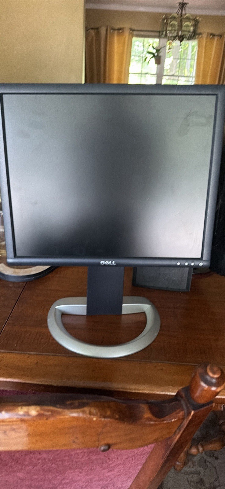 Dell 1903FP 1901FP 1905FP 1907FP UltraSharp 19" LCD Monitor VGA DVI 4-Port USB