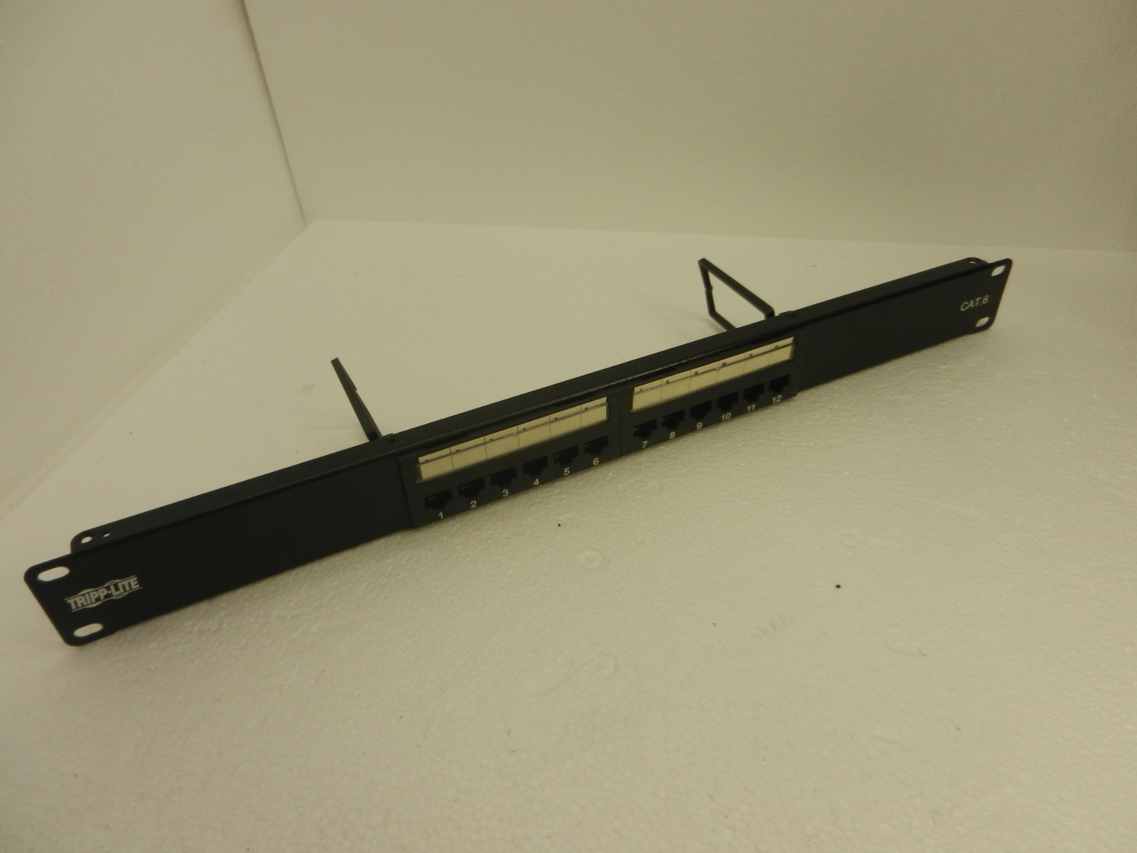 Tripp Lite 12-Port Cat6 Patch Panel Rackmount 2416BTS Punch Down RJ45