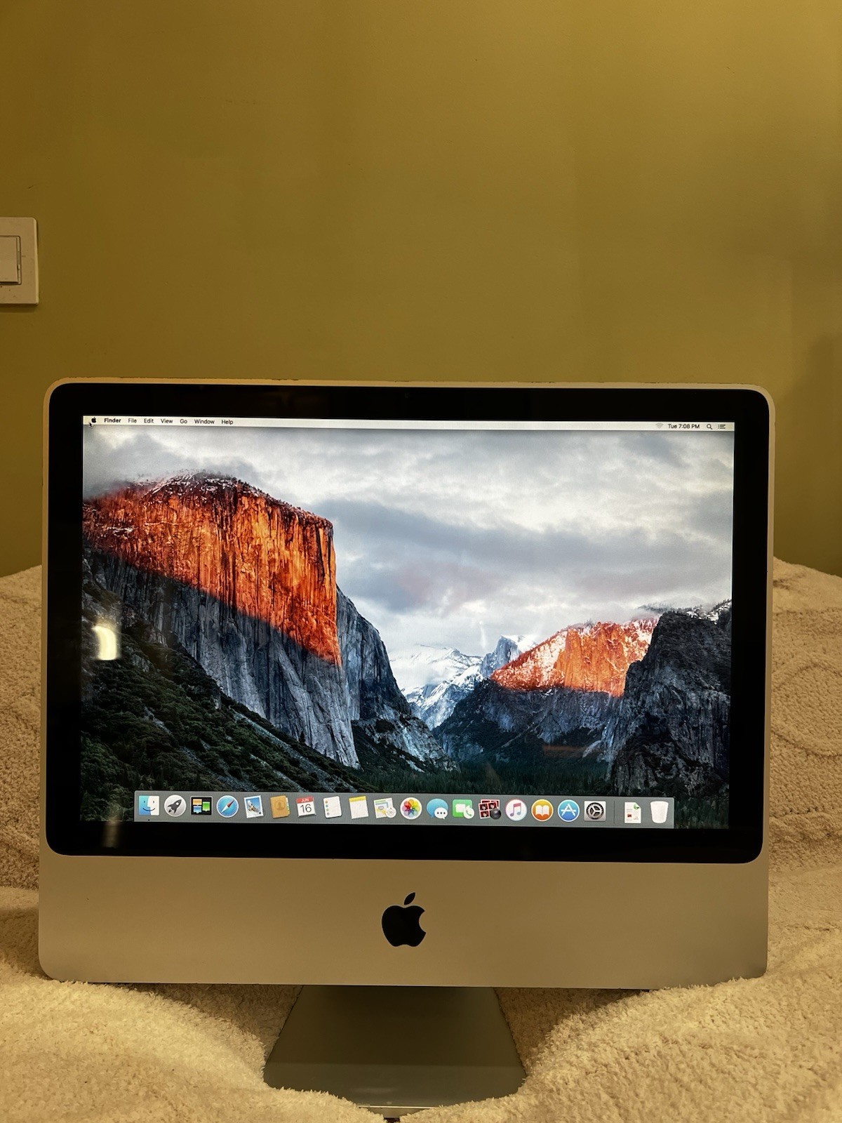 Apple iMac Mid 2007 20” 2.4GHz Core 2 Duo 3GB RAM OS X El Capitan- Fully Working