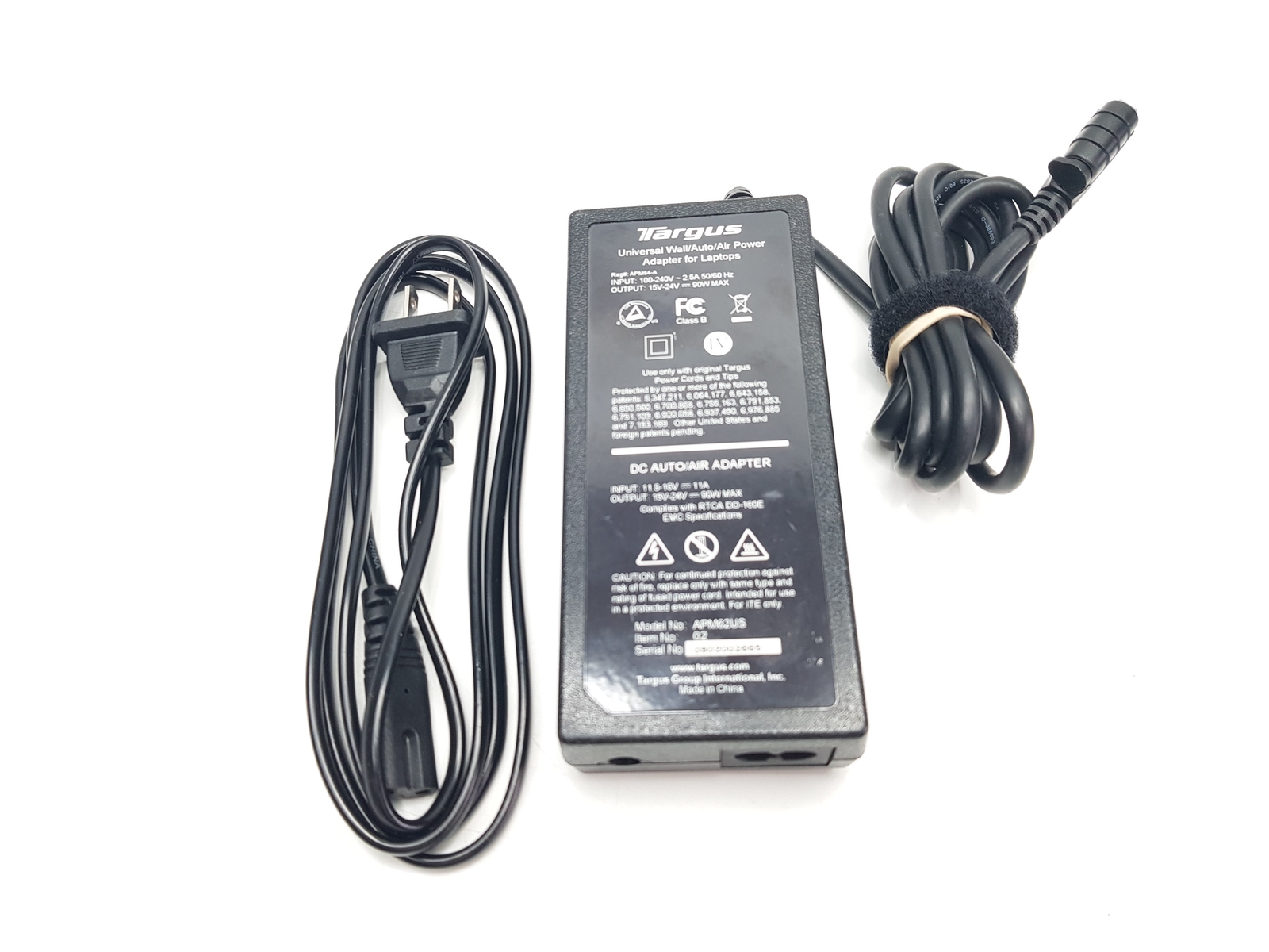 Targus 90W Universal DC Auto/Air Power Adapter APM62US
