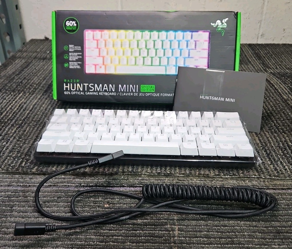 Razor RZ03-0339 Huntsman Mini Special Edition 60% Optical Wired Gaming Keyboard