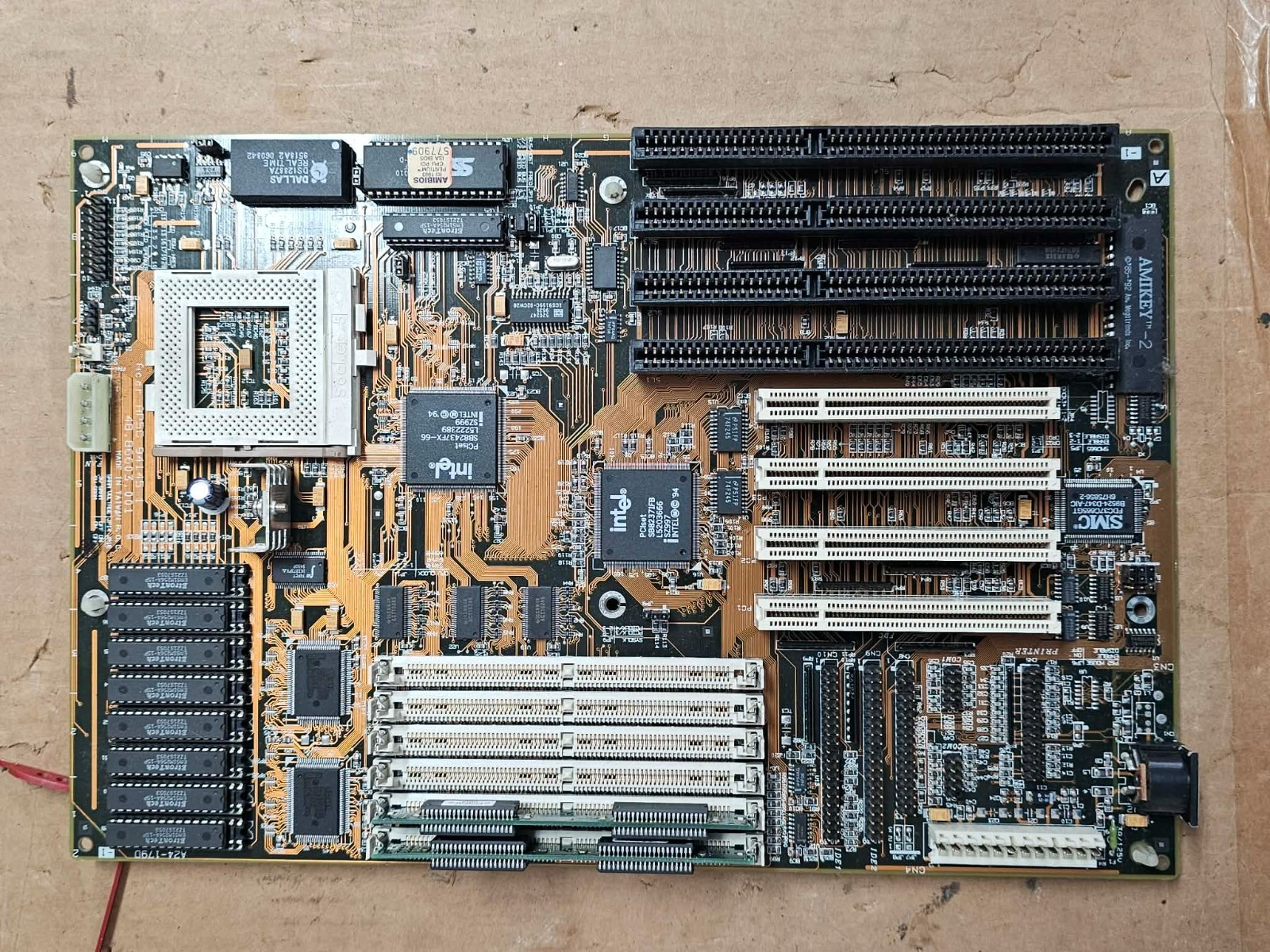 Retro Gaming AOpen AP5CS Socket 5 Motherboard AT SiS 5501 PCI ISA Tested Clean