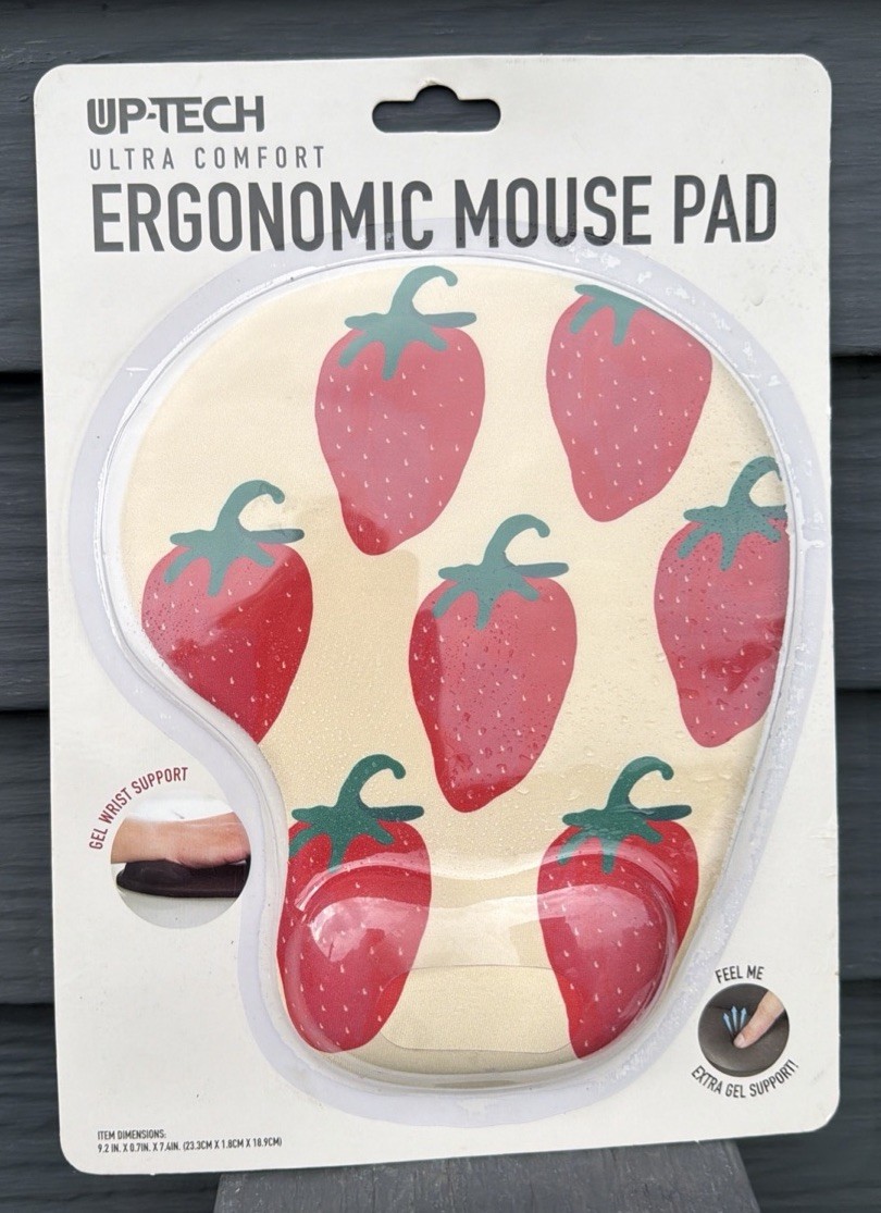 Strawberry 🍓 mouse pad Ergonomic Mousepad Gel Padding Padded New