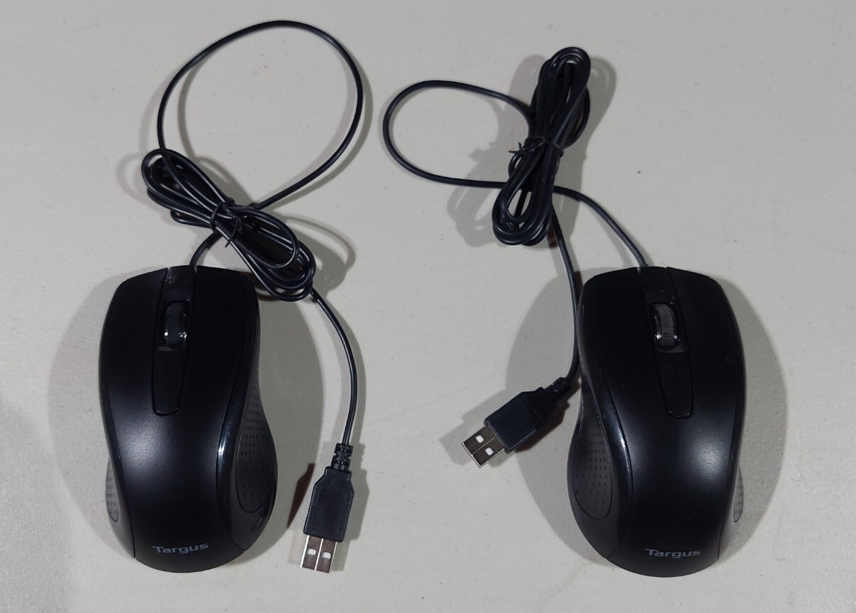 Set of 2 Targus Optical Wired Mouse Black Model AMU660 Brand New Open Box Nice