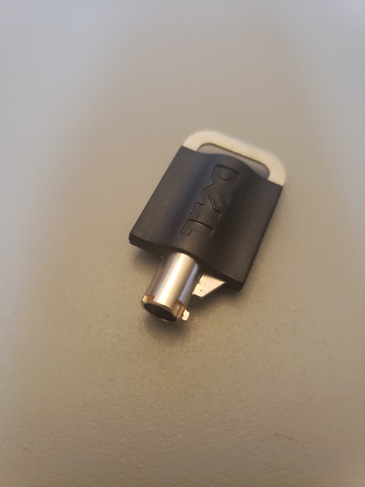 Key For Dell EMC PowerEdge R640 R440 R340 R6415 R250