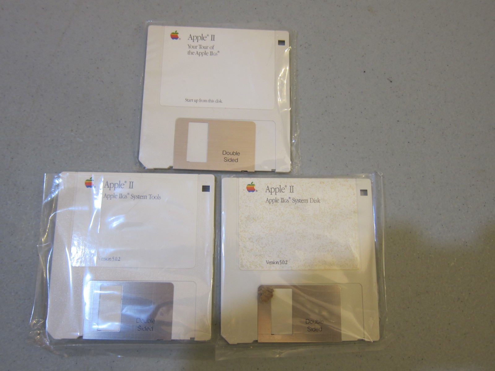 Apple IIGS / OS System Disks 5.0.2 / Apple Computers