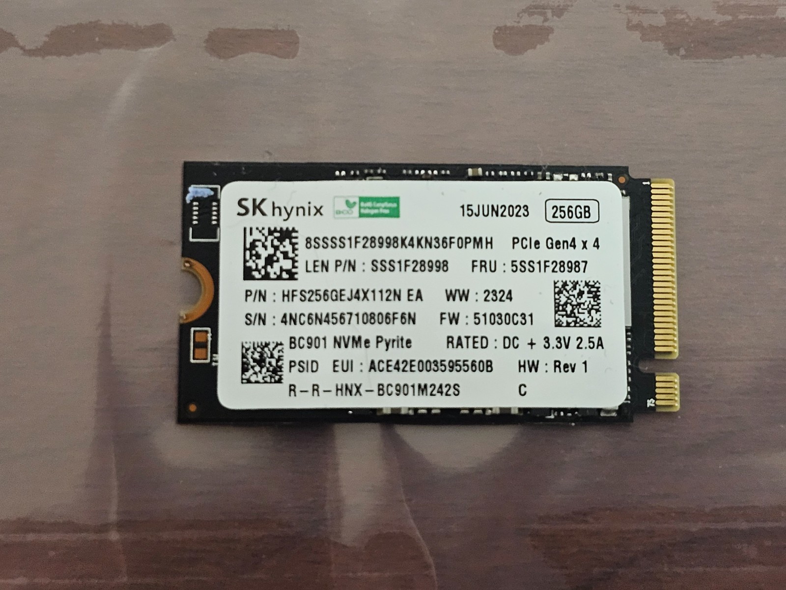 SK Hynix BC901 256GB M.2 2242 PCIe 4.0 x4 NVMe SSD (Lenovo P/N: SSS1F28998)
