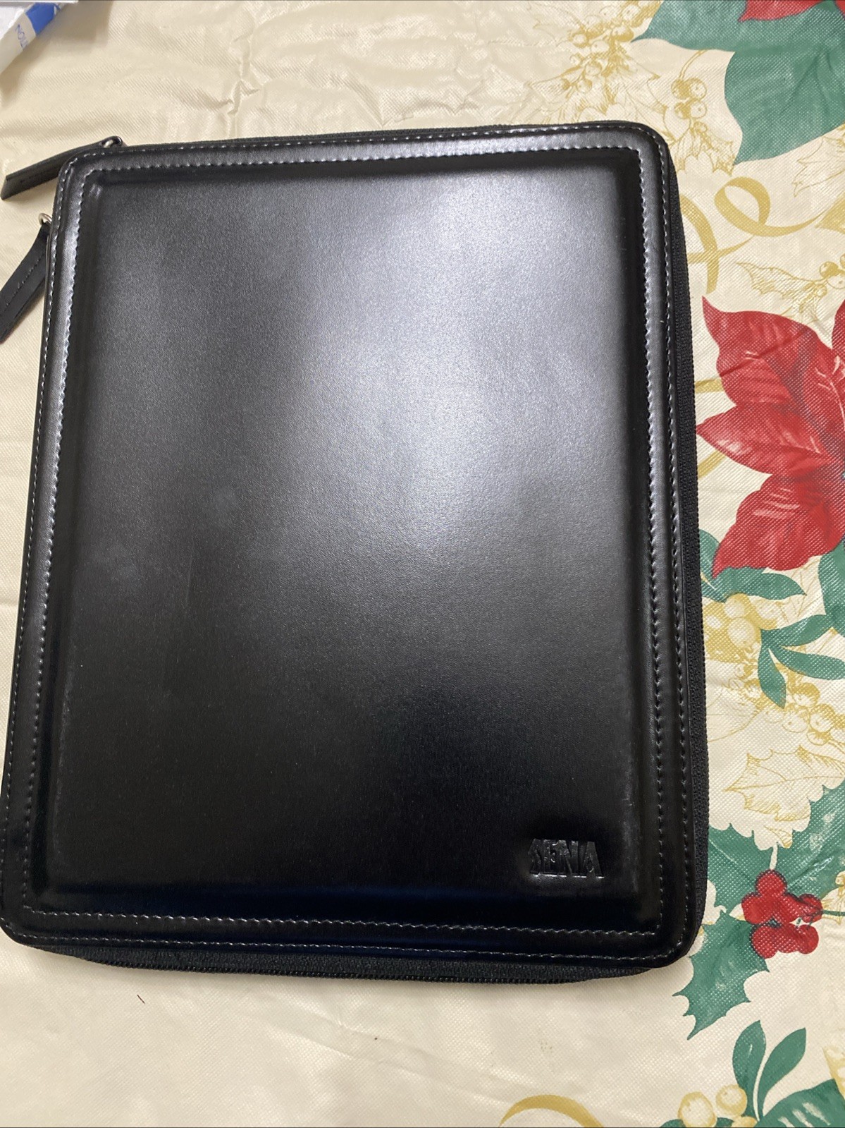 OPEN BOX SENA Black leather Zipbook For iPad 1st Gen 2010