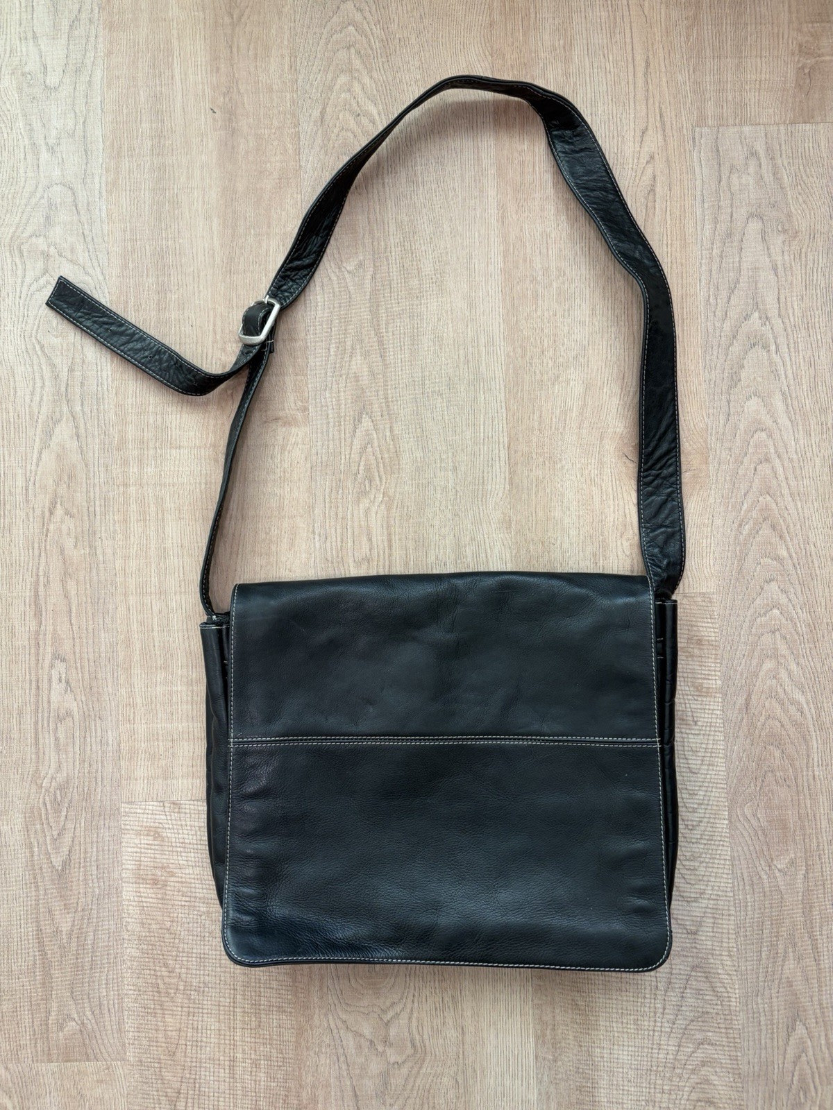 Latico Leathers Heritage Collection Black Leather Laptop Messenger Bag 2413