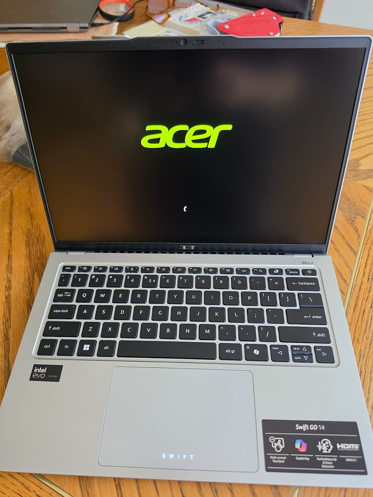 Acer Swift GO 14 - SF16-71T-75FA Laptop Intel Core Ultra 7 512GB SSD 16GB Ram
