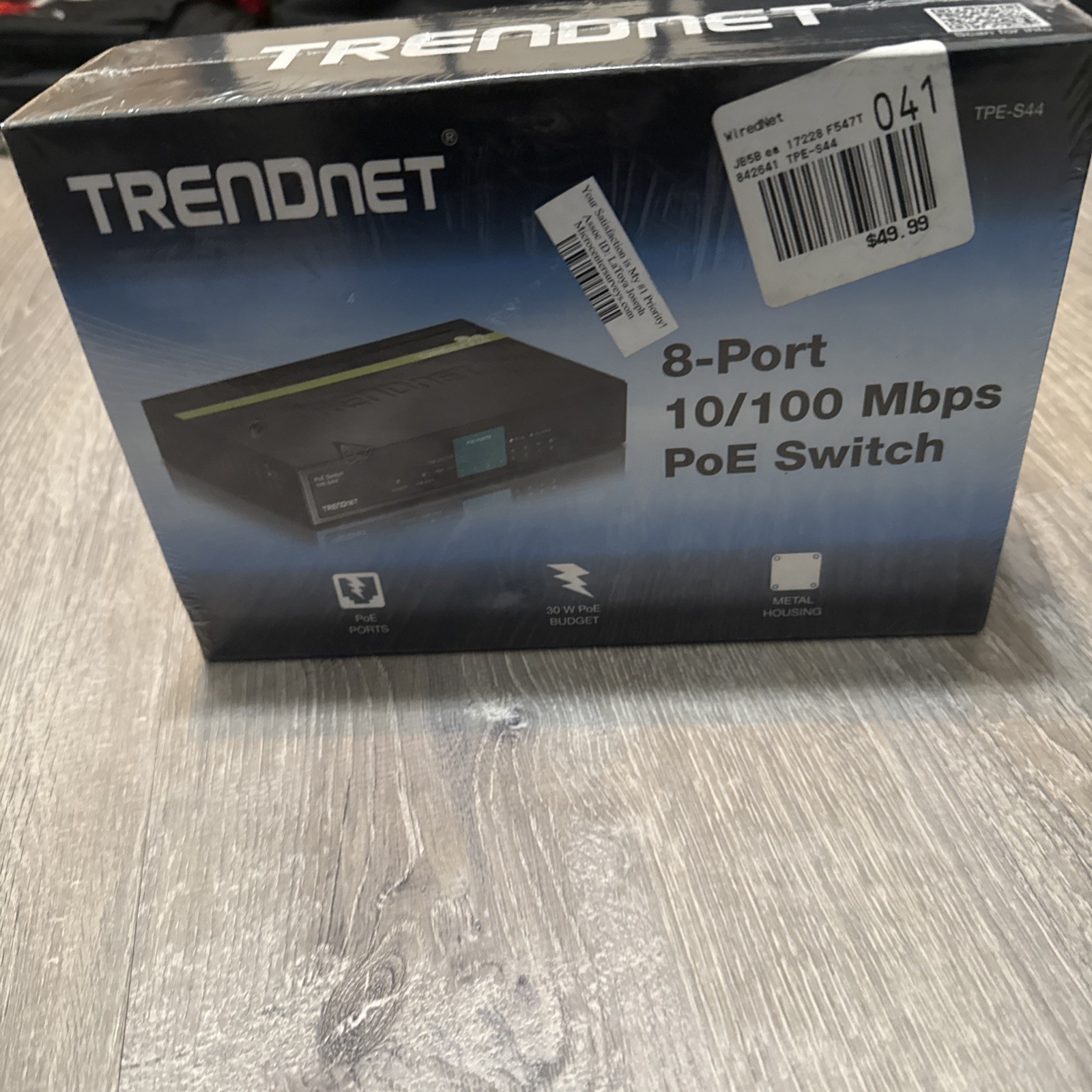 TRENDnet 8-Port 10/100 Mbps PoE Switch, specifically model TPE-S44 NEW, SEALED
