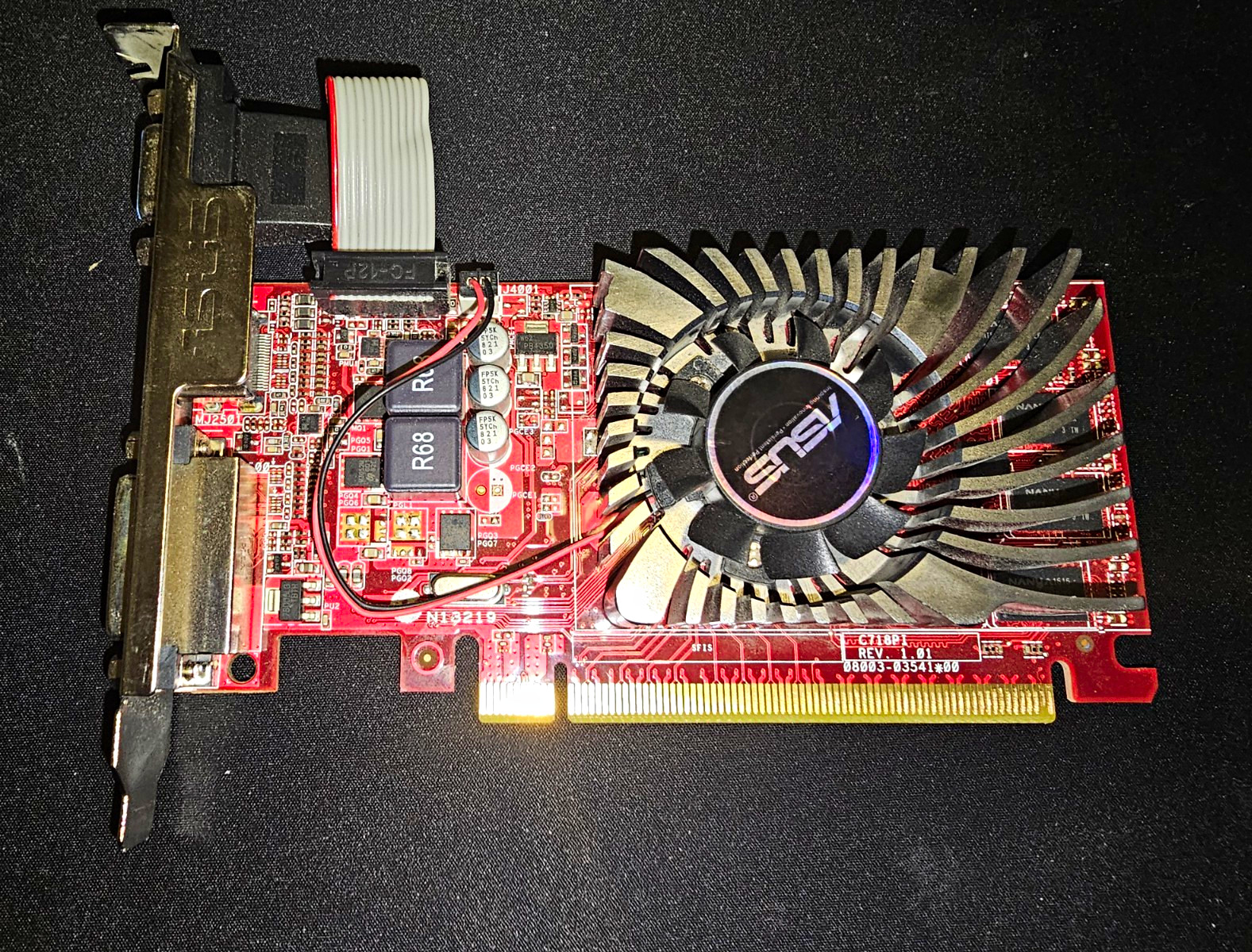 ASUS AMD Radeon R7 240 2GB DDR3 Low Profile PCIe DVI-D HDMI * Noisy Fan *