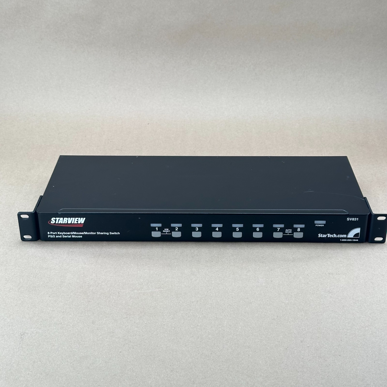 StarTech StarView SV831 8-Port Rackmount KVM Switch VGA PS/2