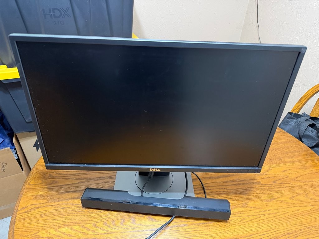 Dell P2417H 24-Inch LED Monitor with Soundbar