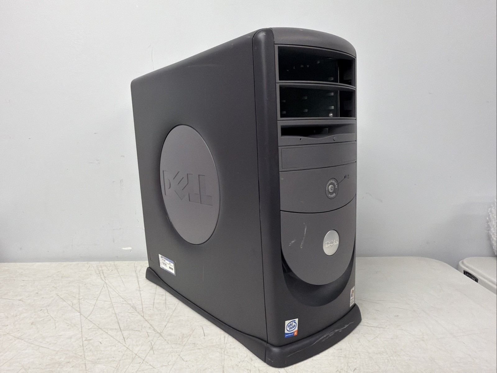 Dell Dimension 4400 Tower Intel Pentium 4 1.60 GHz No RAM No HDD No Boot- Parts