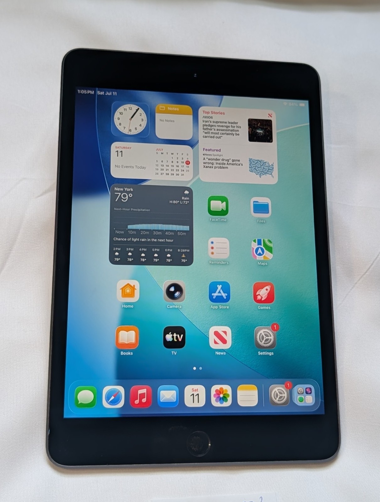 EXCELLENT Condition GRAY APPLE iPad MINI 5 64GB WIFI iOS26