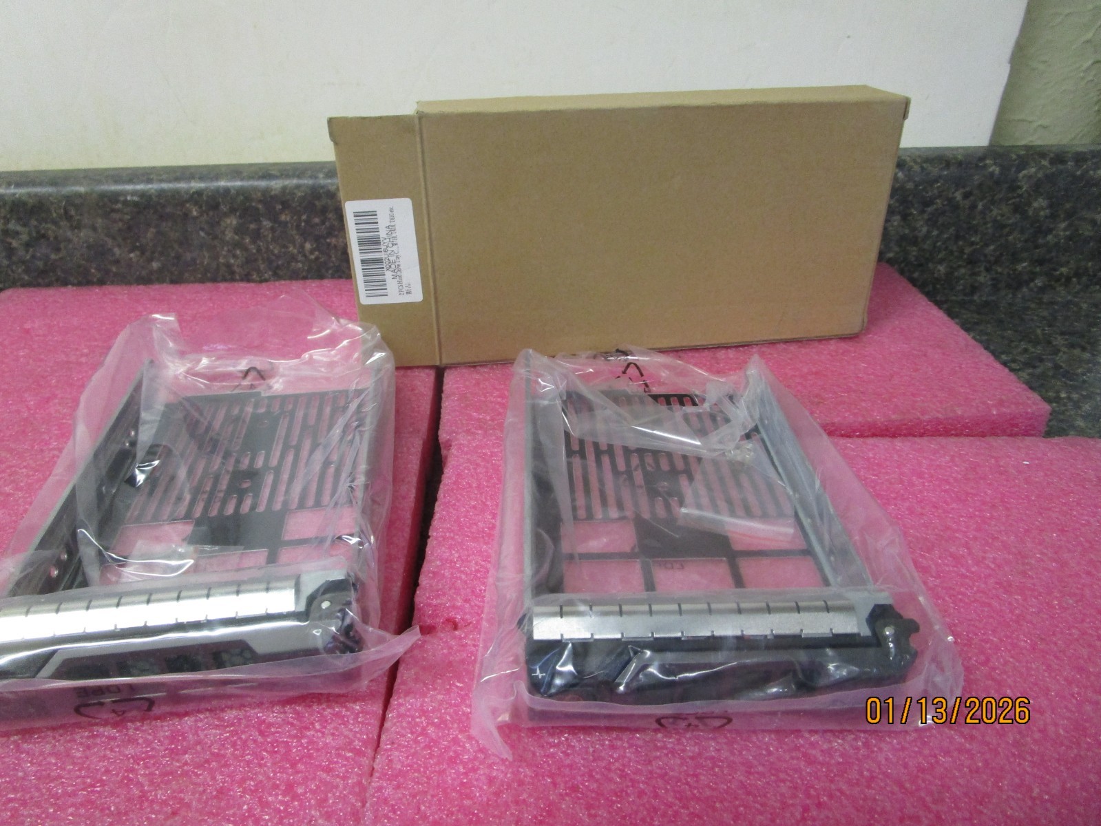 Qty (2) Genuine OEM Dell 3.5'' Tray Caddy T430 T630 R630 R730XD R720 R710 F238F