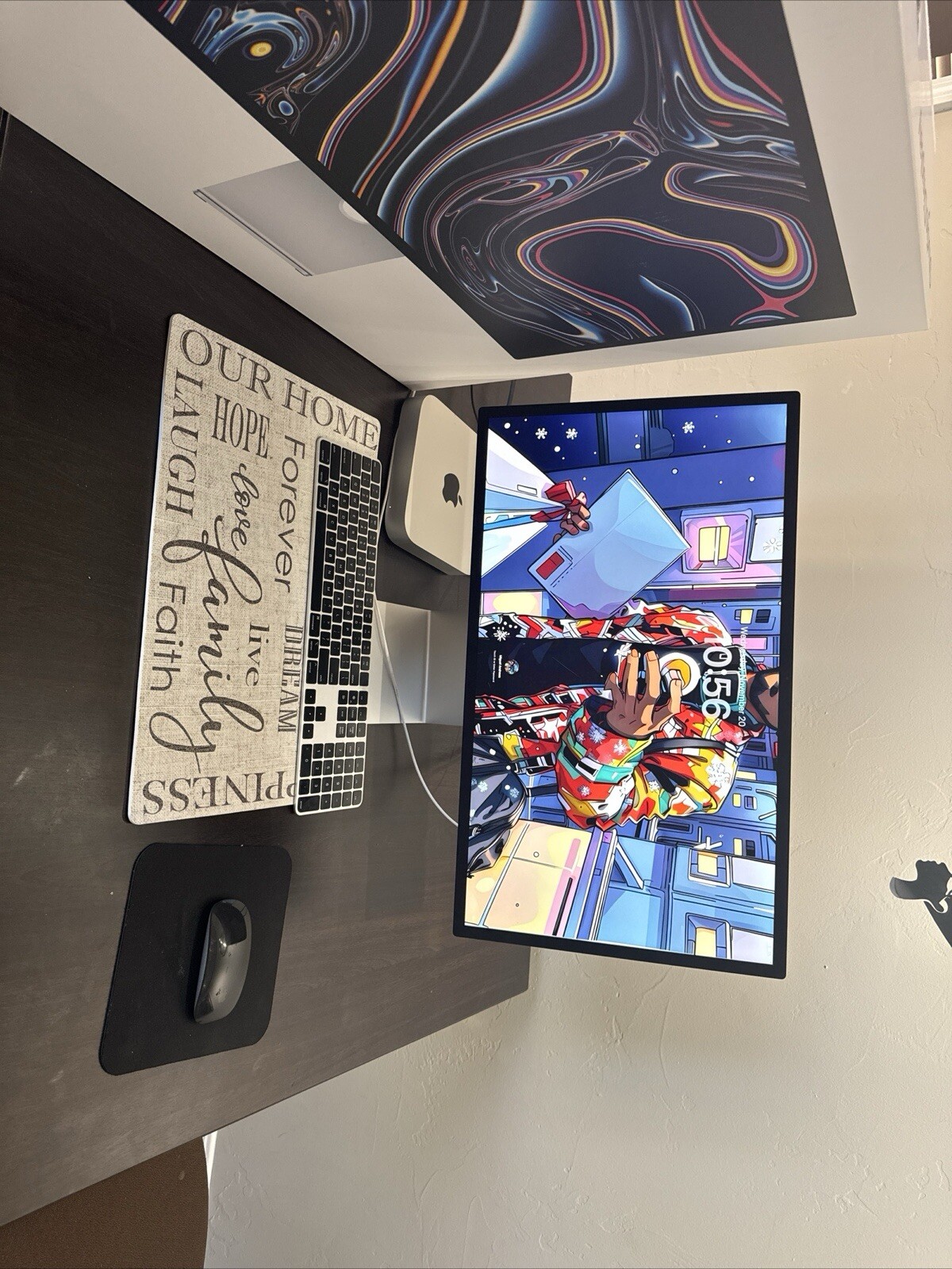 27 Inch Apple Studio Display Screen With Mac Mini Keyboard And Mouse 