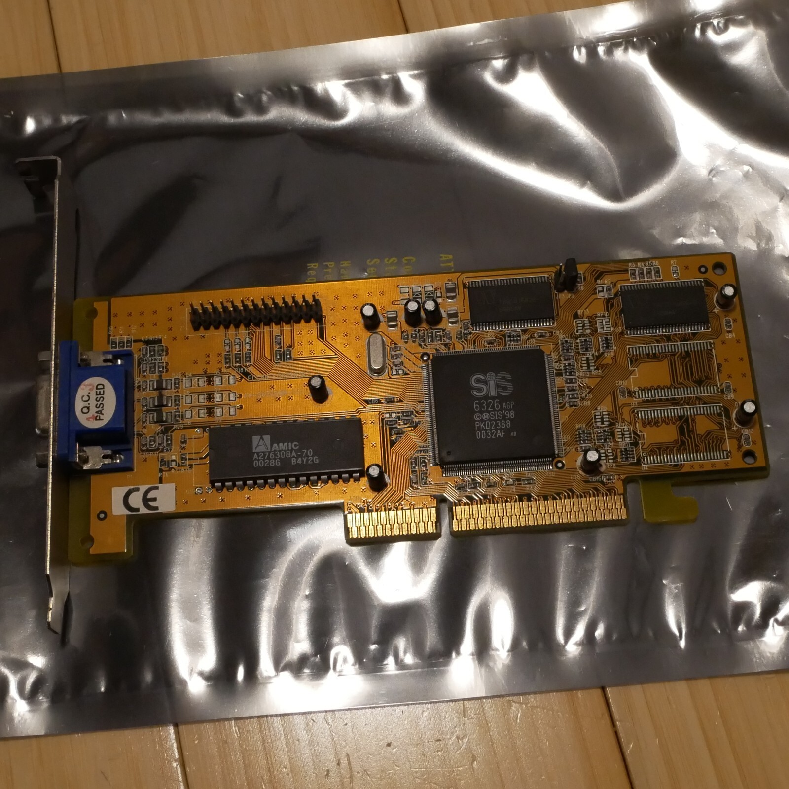 SIS 6326 AGP 8 MB True Color Graphics VGA Video Card - Tested 08