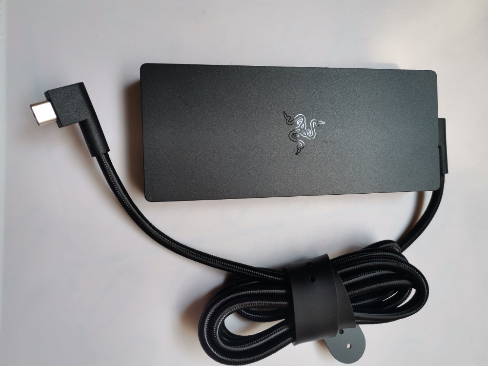 Genuine Razer RC30-0484 Adapter 330W 19.5V 16.92A For Blade Razer 18 i9 13950HX