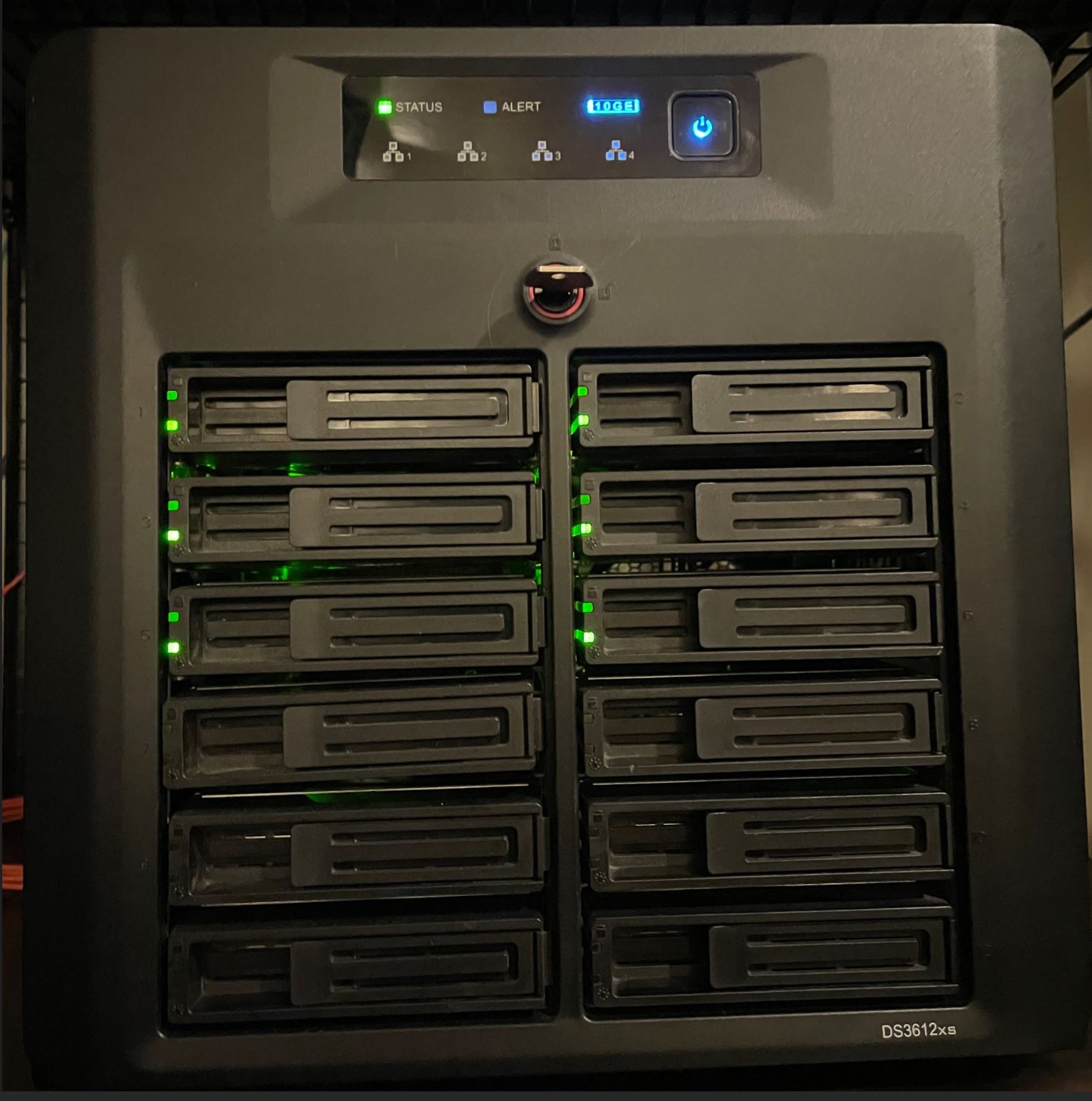 Synology DS3612xs Intel Xeon E3-1245 3.3Ghz Quad Core, 24GB Ram, Dual 10Gb SFP+