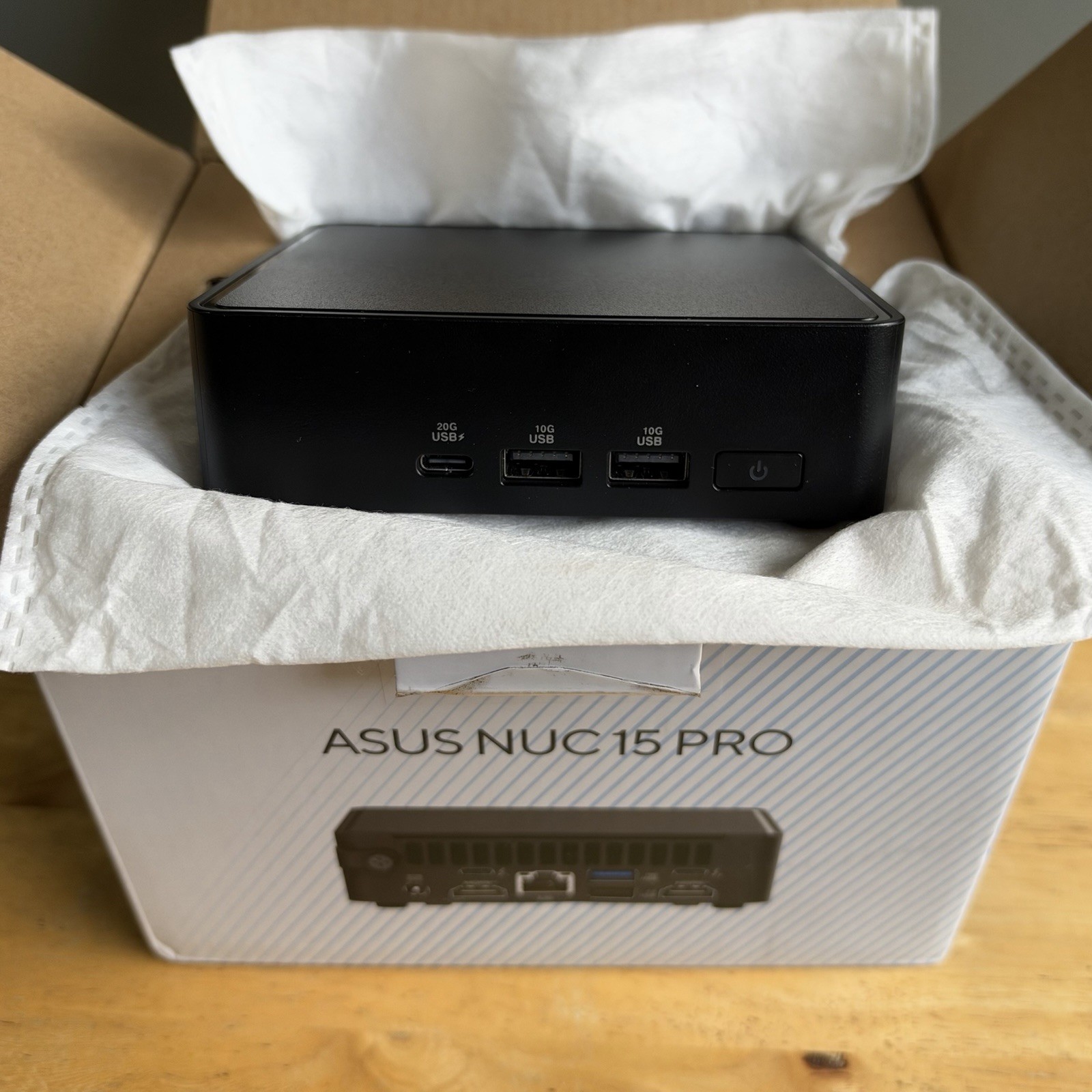 ASUS NUC 15 Pro Mini PC Intel Core 3 100U 256GB WD NVMe SSD - No RAM
