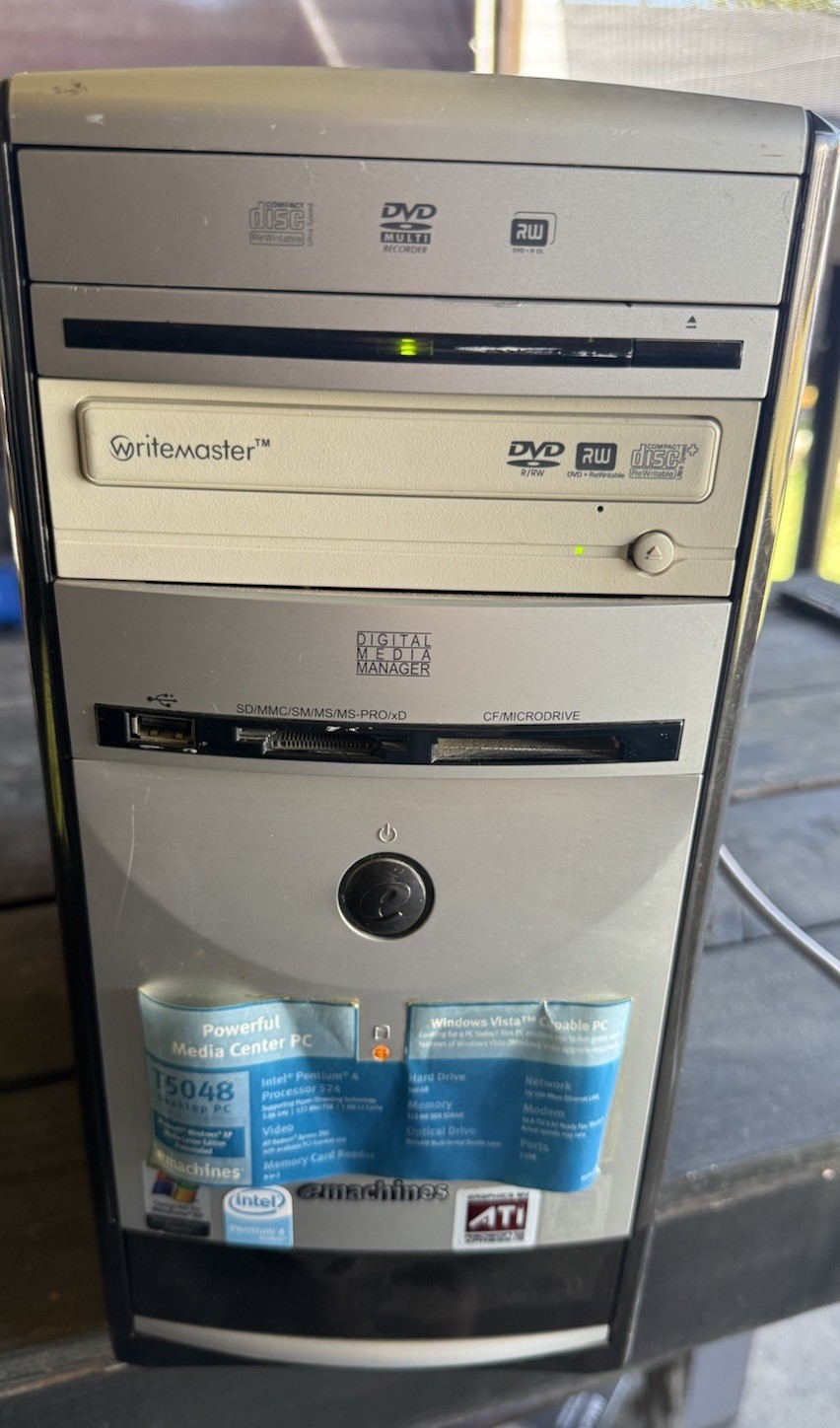 eMachines T5048 Intel Pentium 4 3.06GHz 2GB NO HDD (untested)