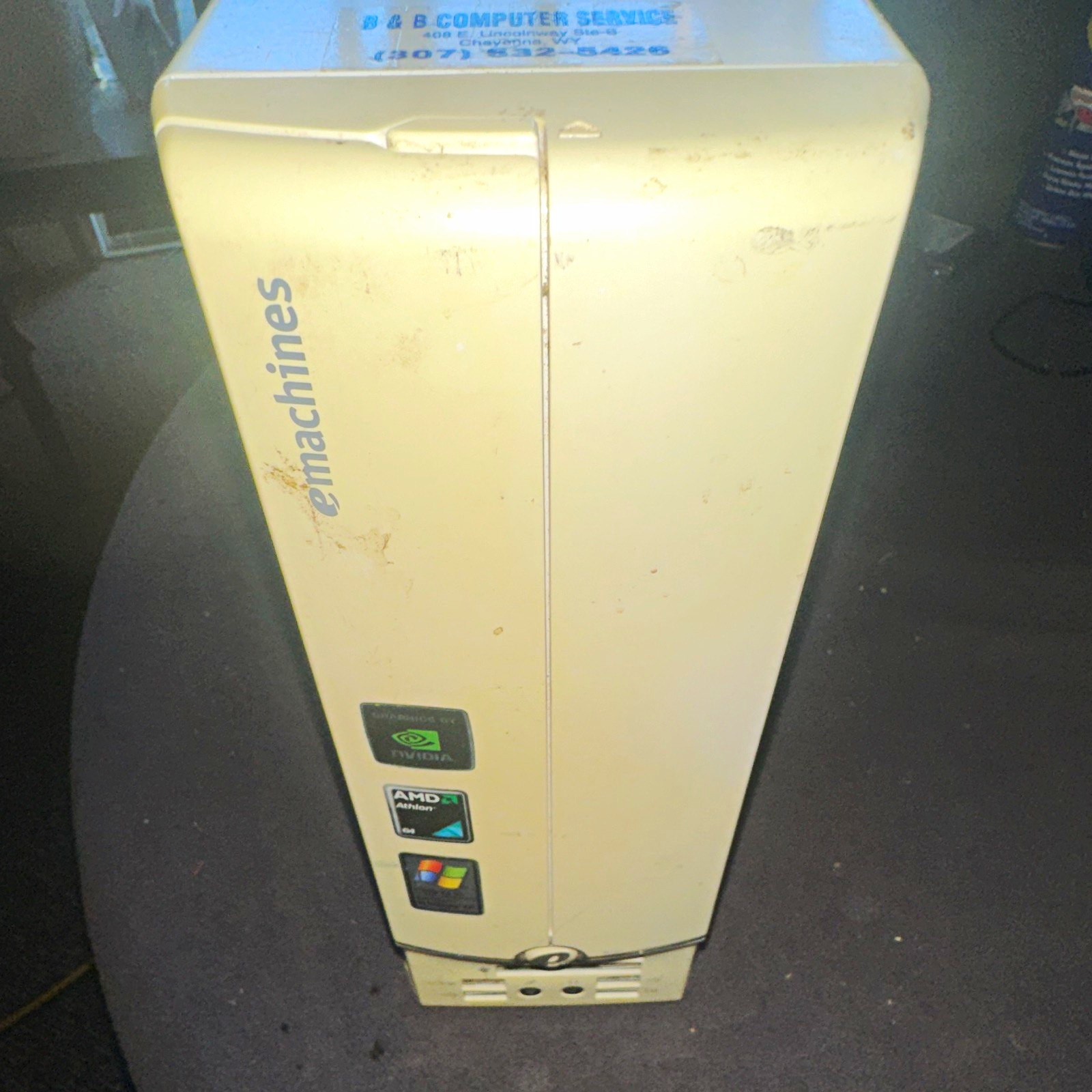 eMachines EL1300G-02W Tower Desktop AMD Athlon 2.70GHz 1GB 160GB XP