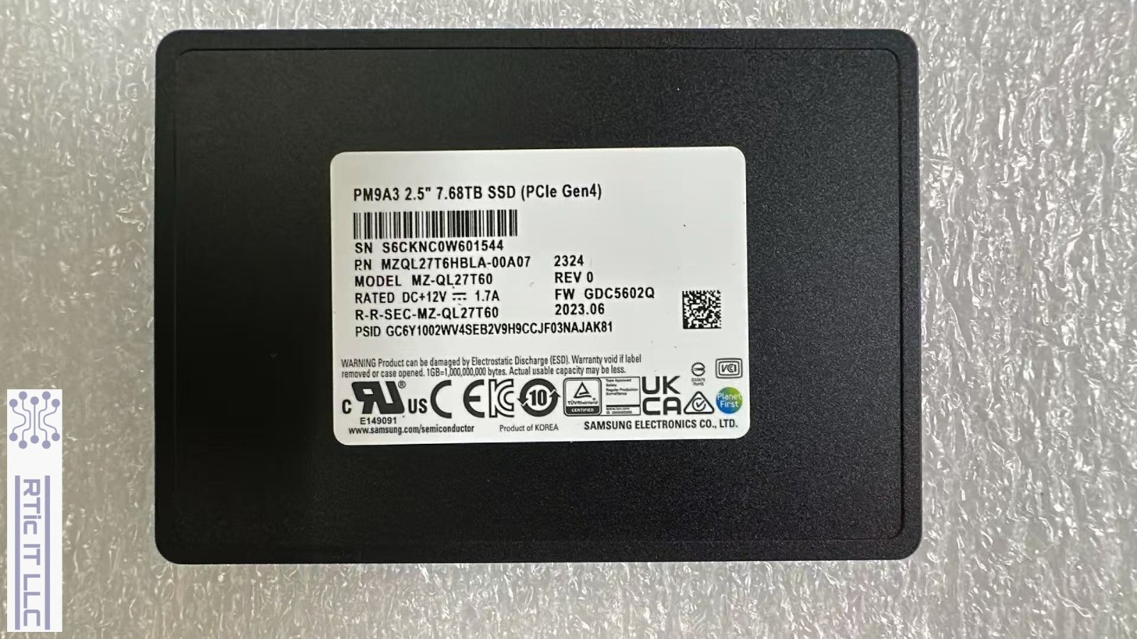 New Pull Samsung PM9A3 Series 7.68TB PCIe Gen4 NVMe U.2 2.5'' SSD MZ-QL27T60
