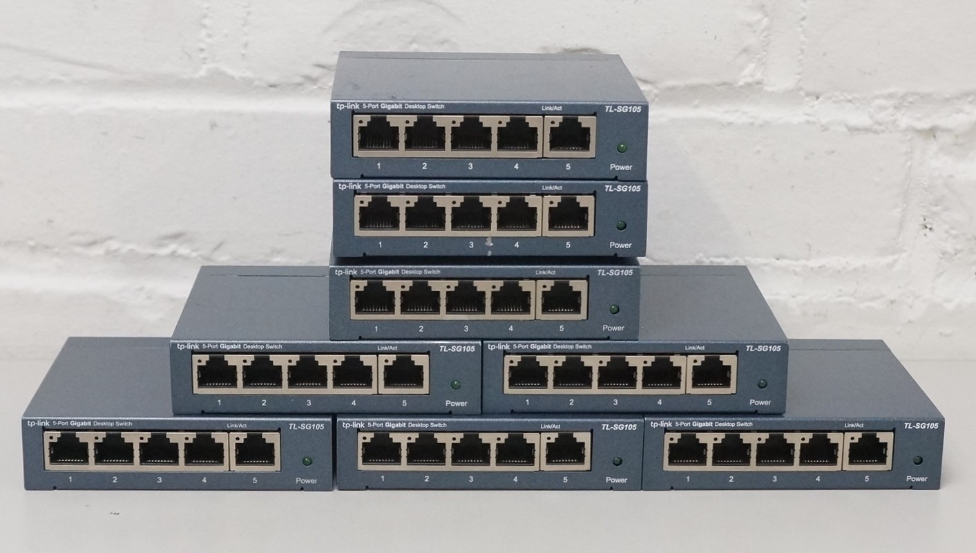 TP-LINK Technologies TP-Link (TL-SG105) 5-Ports **LOT OF 8**