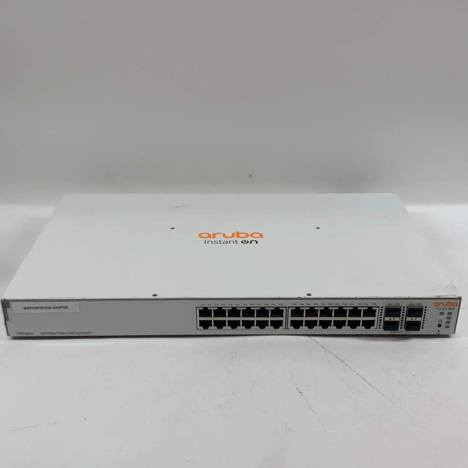 HPE Aruba Instant On 1930 28-Port PoE+ Switch JL683A