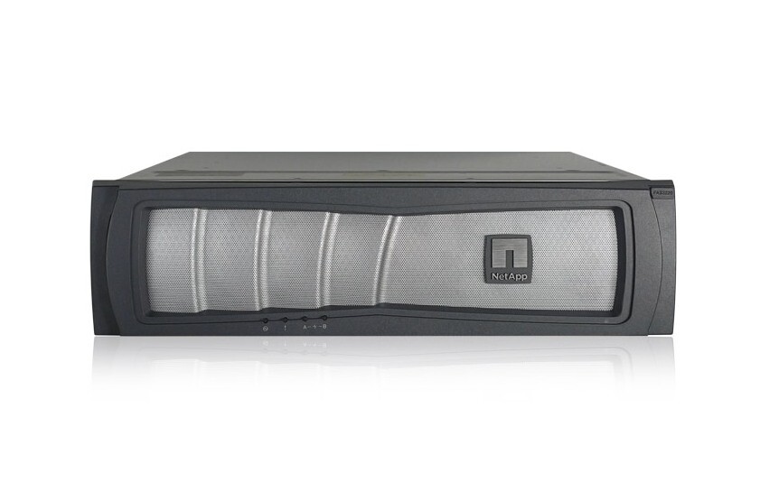 NETAPP FAS3240 San Storage 111-00693+F6