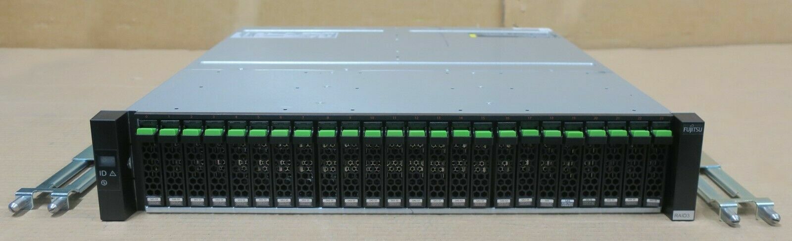Fujitsu Eternus DX200 S3 Extension Shelf CS-VCES-DX23F 2x IOM 12G 21.9TB Storage