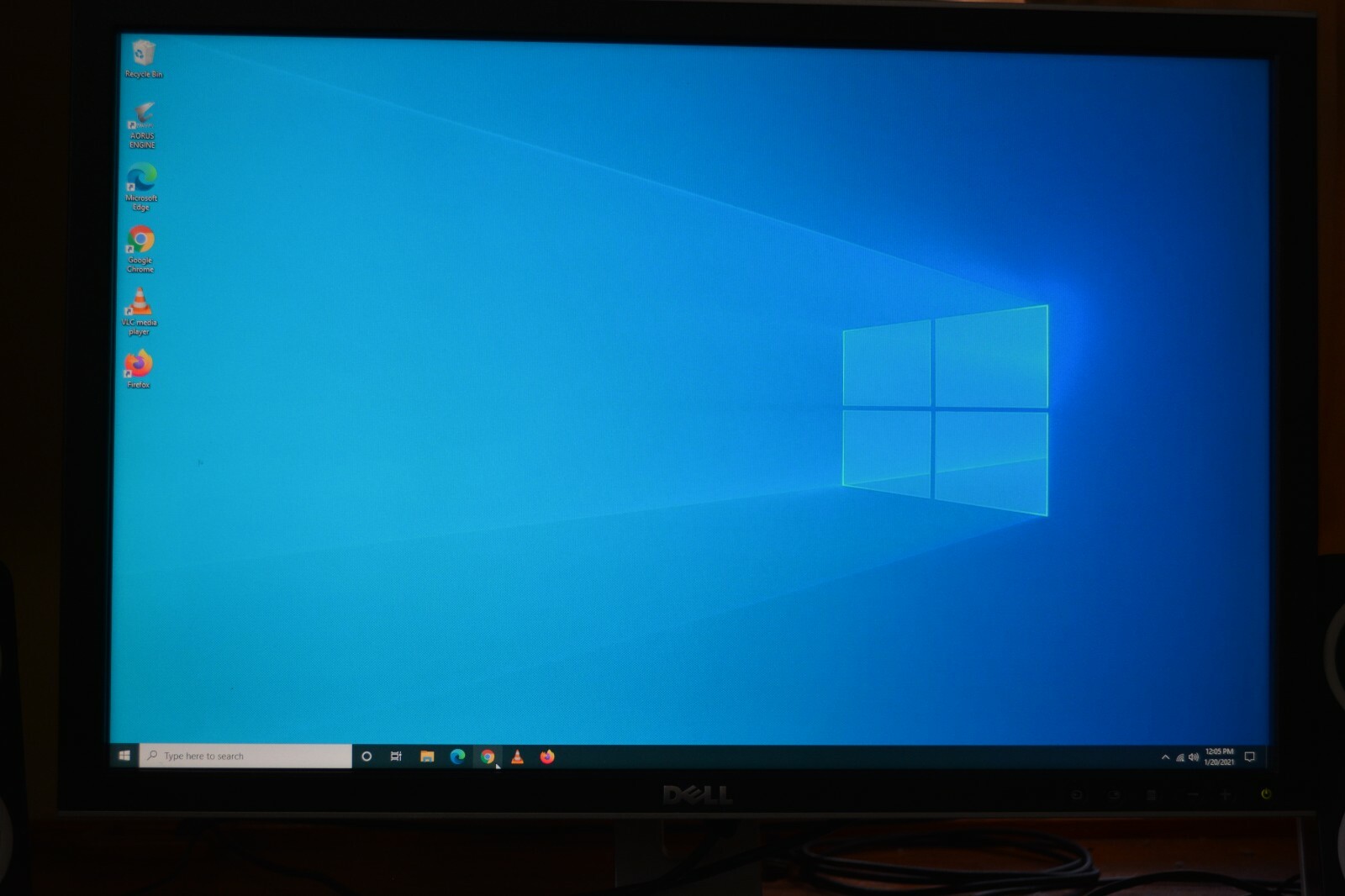 Dell Ultrasharp 2408WFPB 24" FHD LCD Monitor 1920x1200p w/ stand