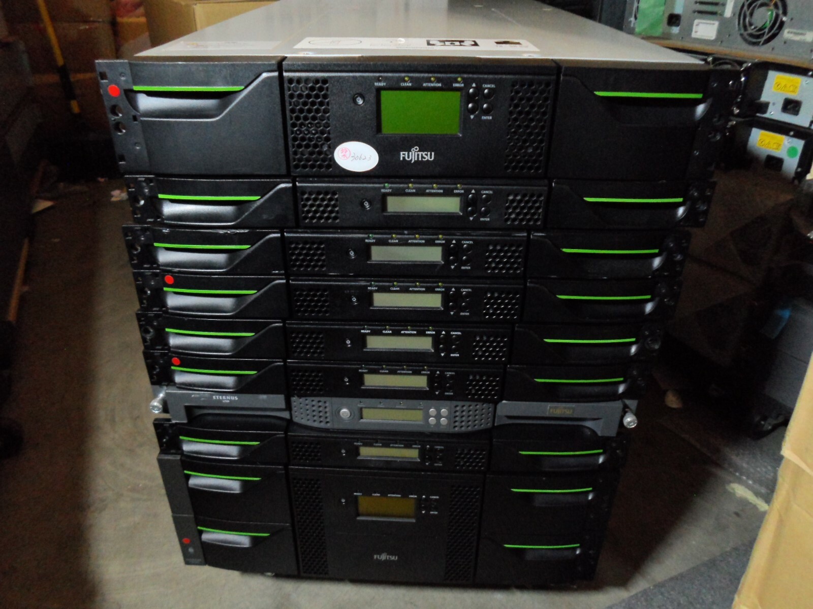 Fujitsu ETERNUS LT20 S2 1U Library W/ ONE LTO6 FC HH   LT20RFH1 Autoloader Fiber