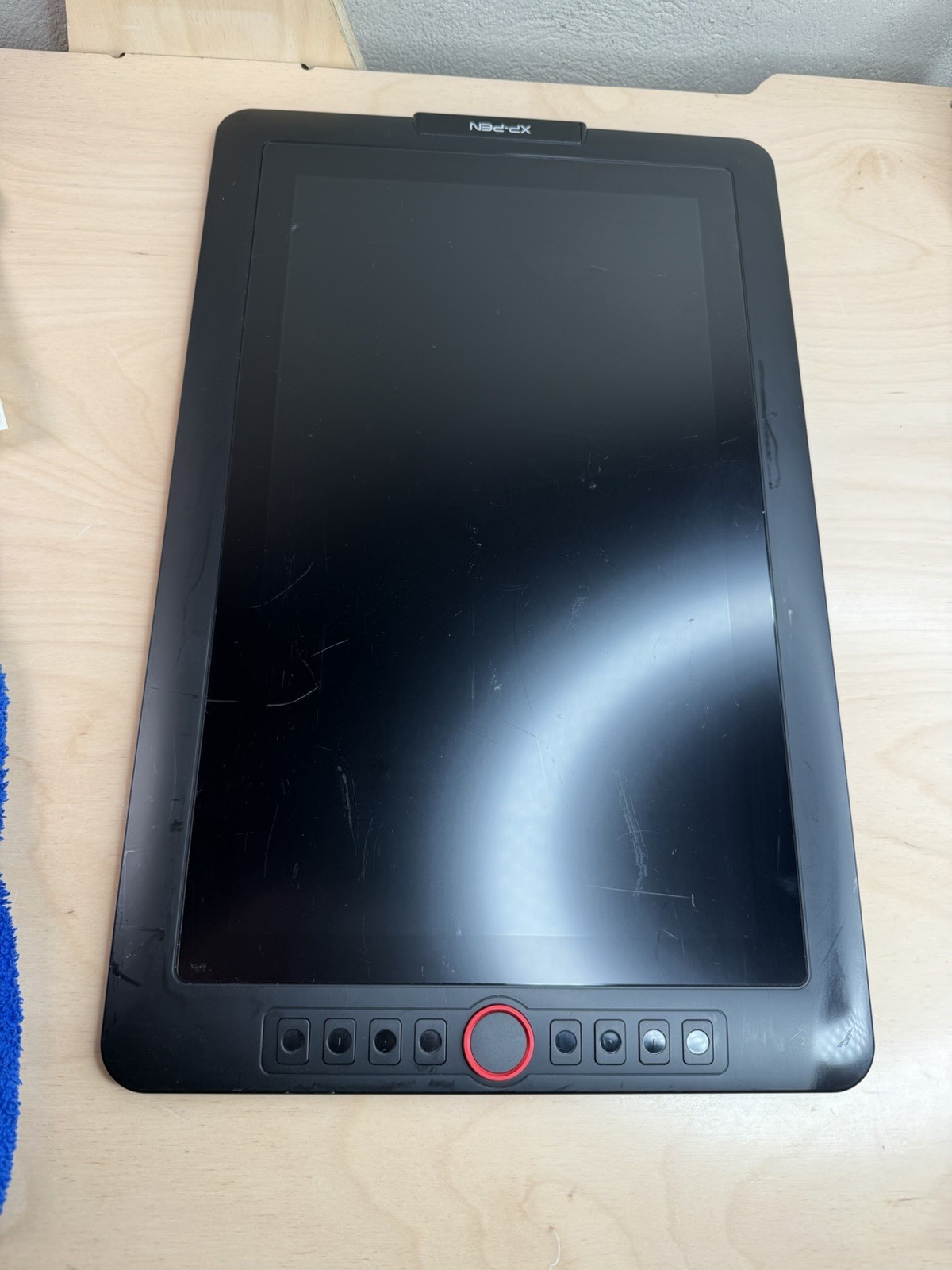 XP-Pen Artist 15.6 Pro 15.6-Inch Full HD Graphics Drawing Tablet Only No Cables