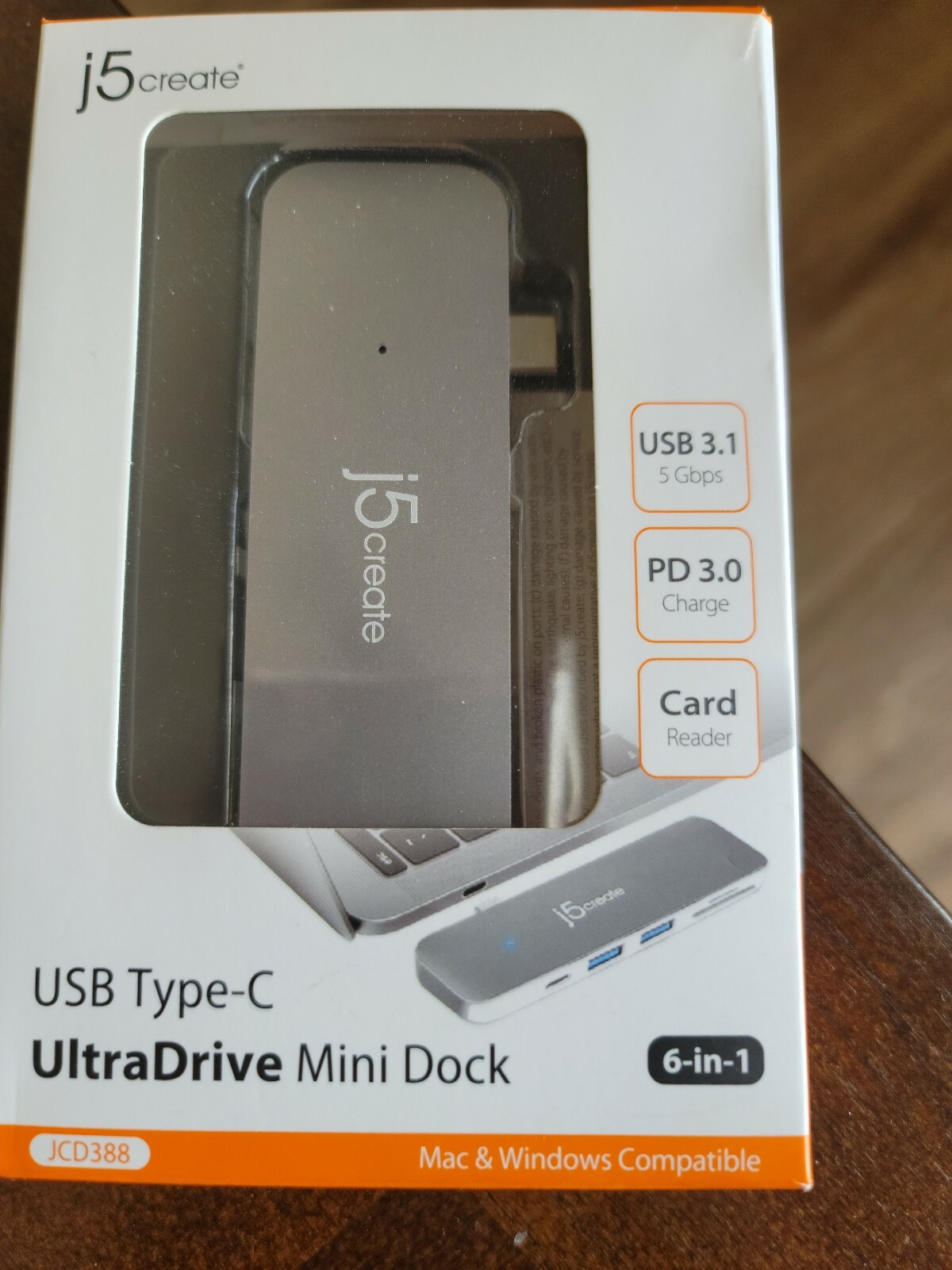 j5create USB™ Type-C 5-in-1 UltraDrive Mini Dock