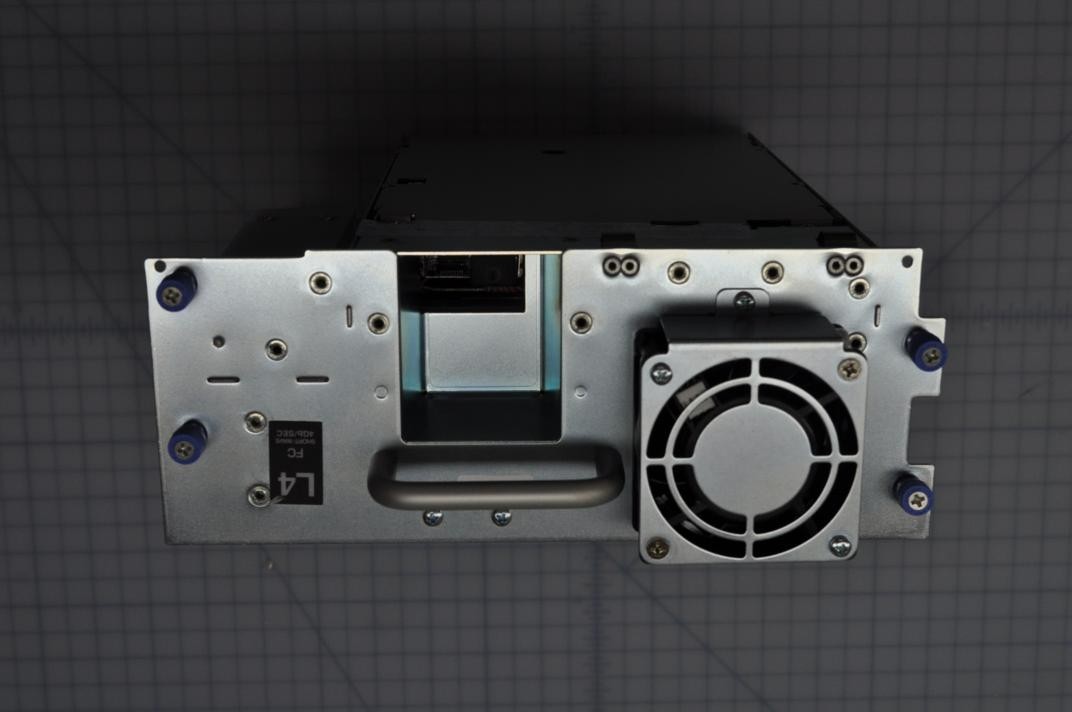 IBM TAPE 3573-8144 LTO4 FIBRE 4GBPS DRIVE (MODELS L2U, L4U) USED 95P5817