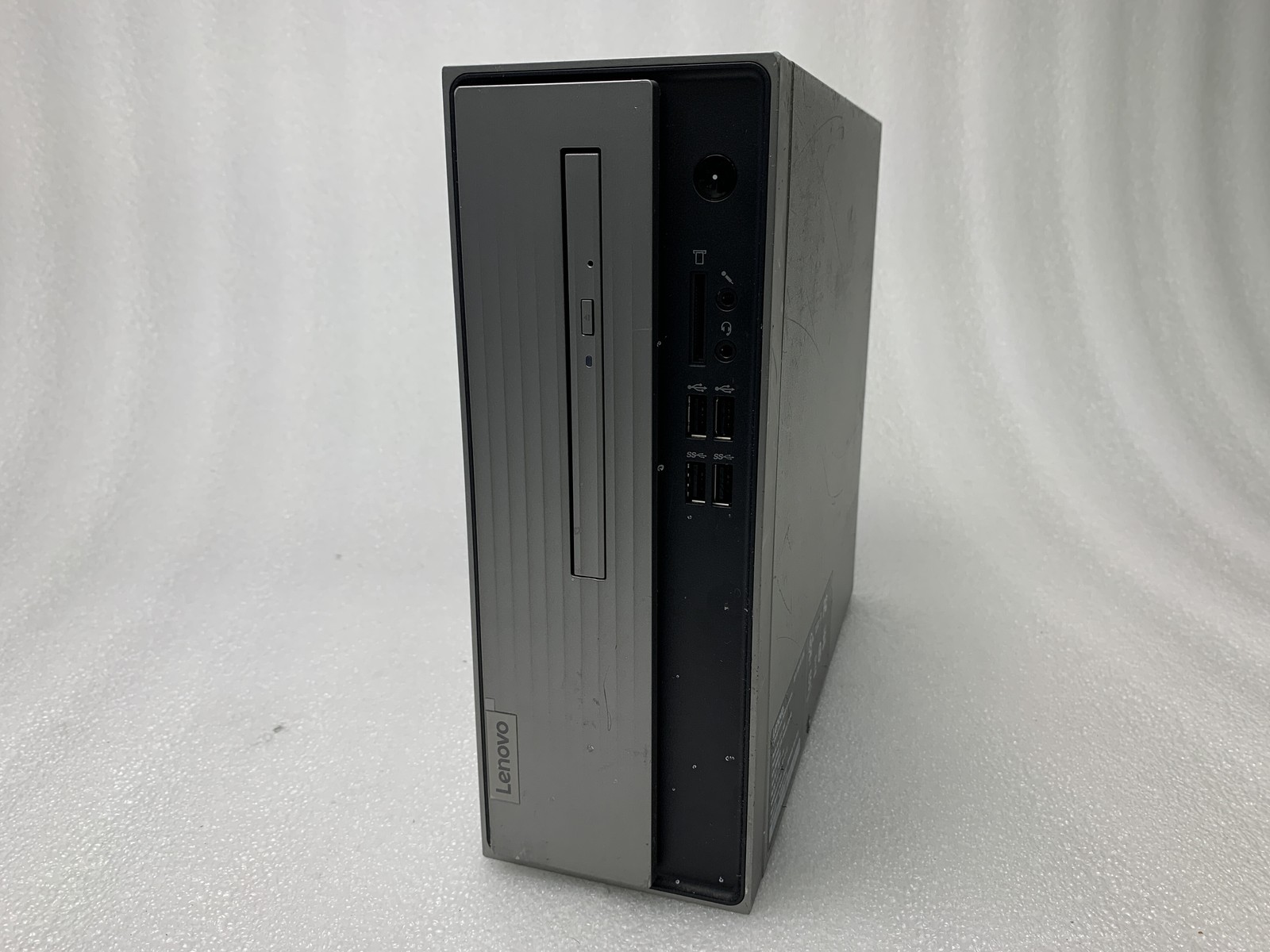 Lenovo IdeaCentre 3 07ADA05 Athlon Silver 3050U 2.3GHz 4GB RAM NO HDD AMD NO OS