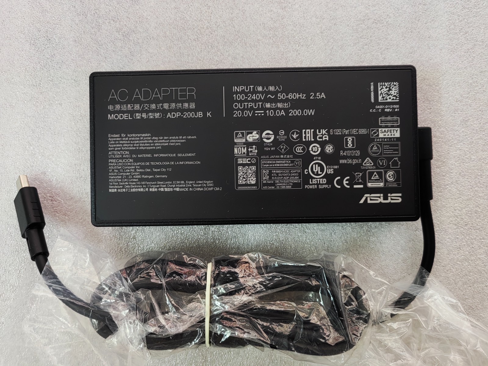 For ASUS ROG Flow Z13 2025 GZ302EA-RU004W ADP-200JB K 20V 10A 200W Original NEW