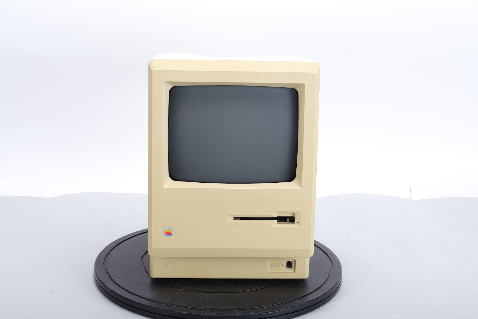 Apple M0001E Macintosh 512K Personal Computer W/ DB19 and DB9 Connector