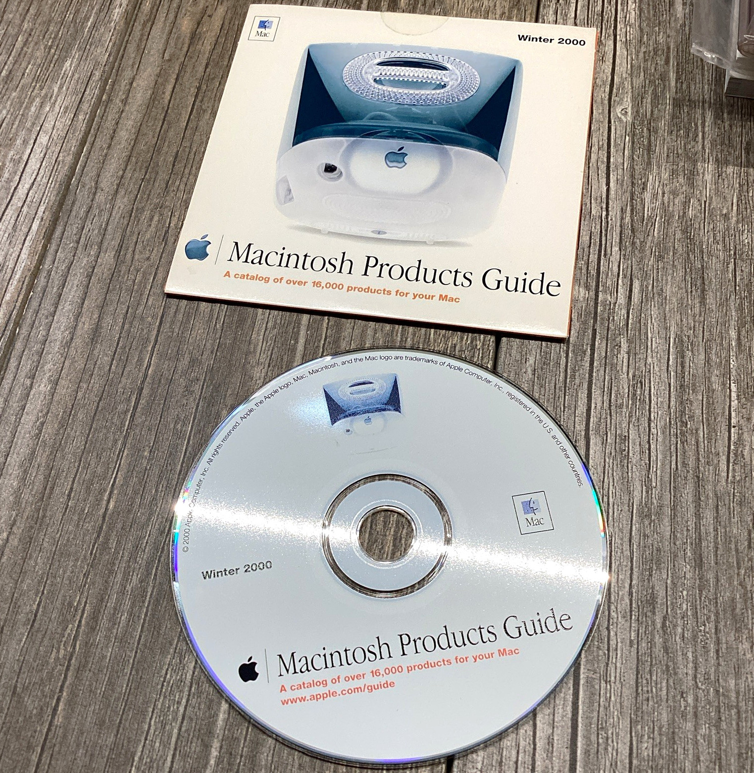 Apple Macintosh Products Guide CD-ROM Software, Winter 2000 (Mac)