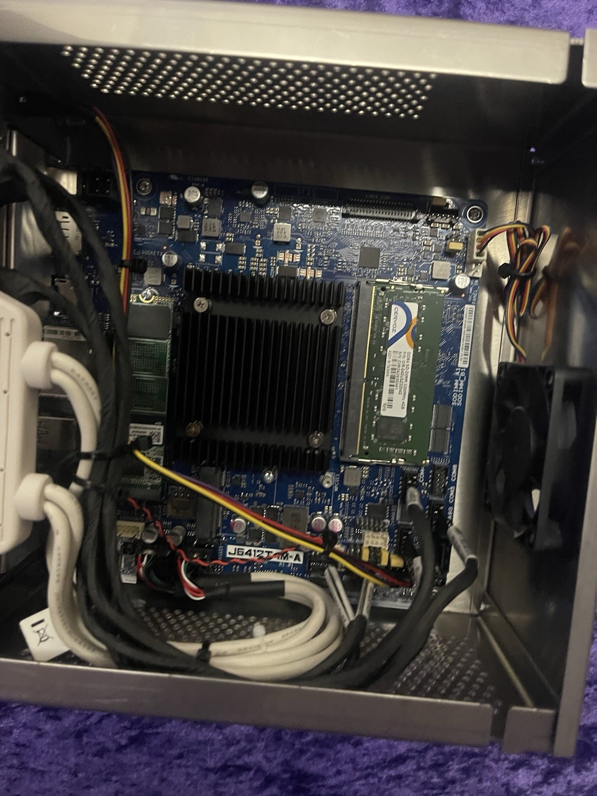 ASUS J6412T-IM-A
