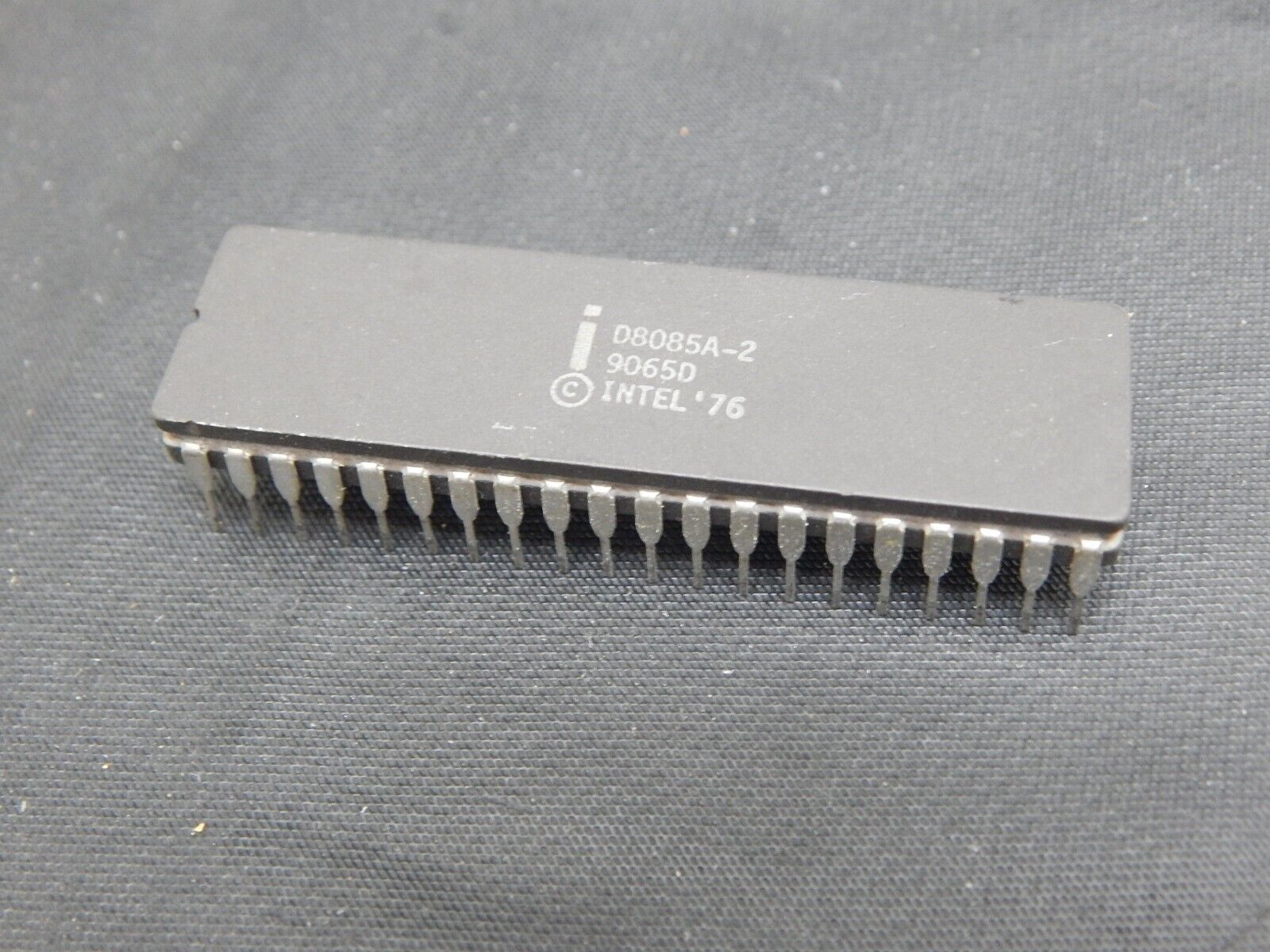 INTEL D8085A-2 Microprocessor, 8 Bit, 40 Pin, Ceramic - USA SELLER FAST SHIPPING
