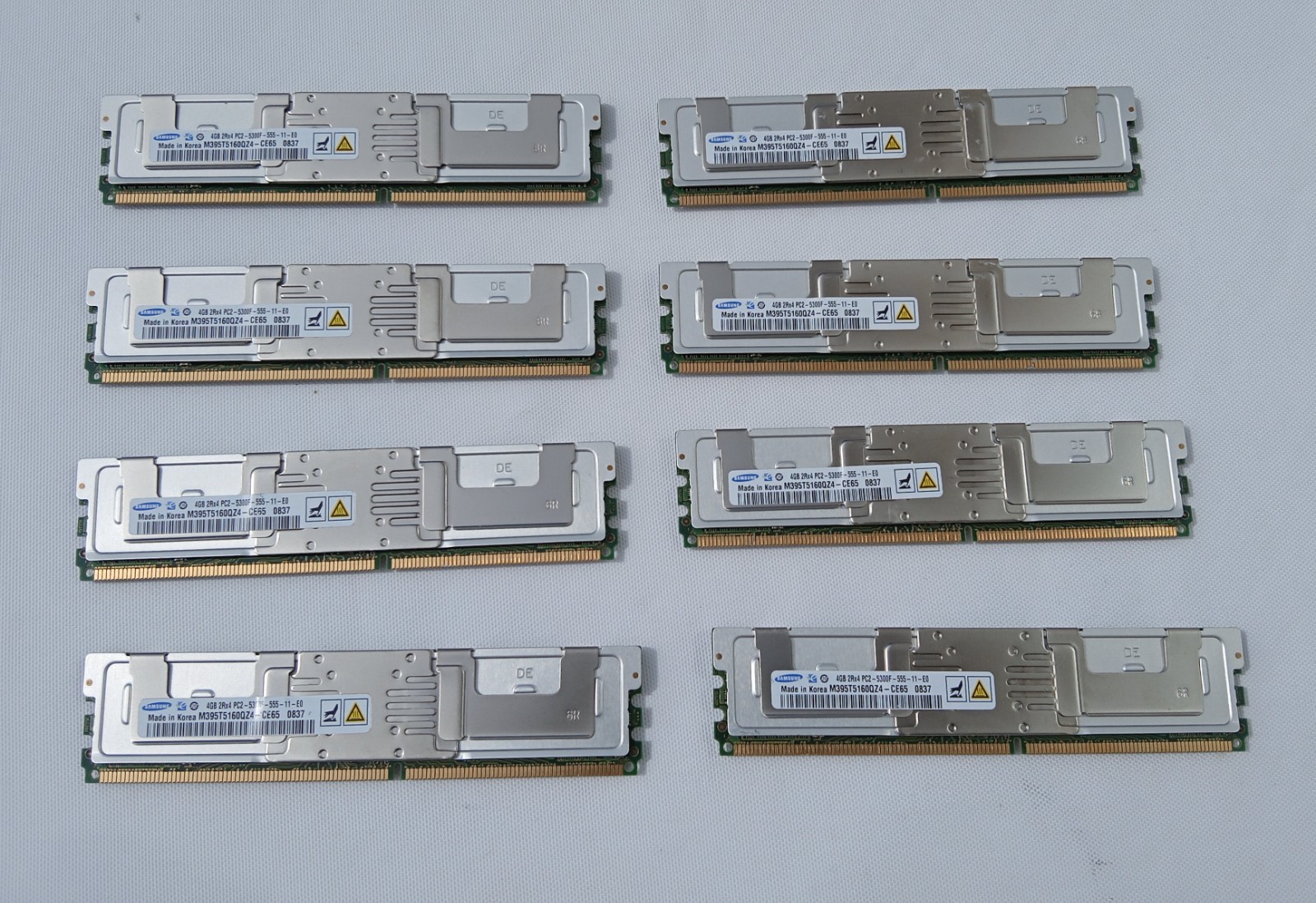 32GB Kit (8x 4GB) Samsung PC2-5300F DDR2 667MHz ECC FB-DIMM M395T5160QZ4-CE65