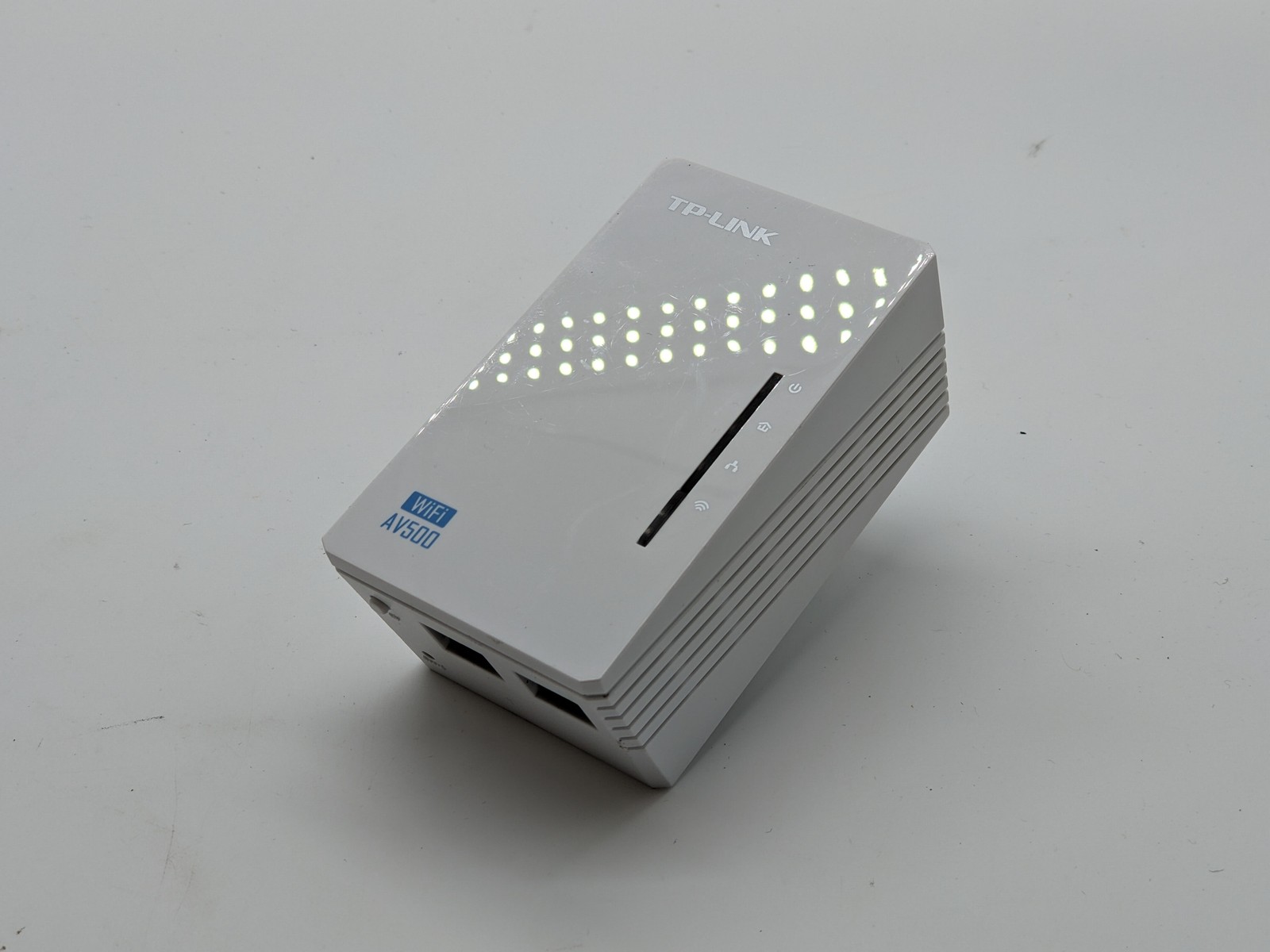 USED TP-LINK 300Mbps WI-FI RANGE EXTENDER AV500 TL-WPA4220 FREE S/H